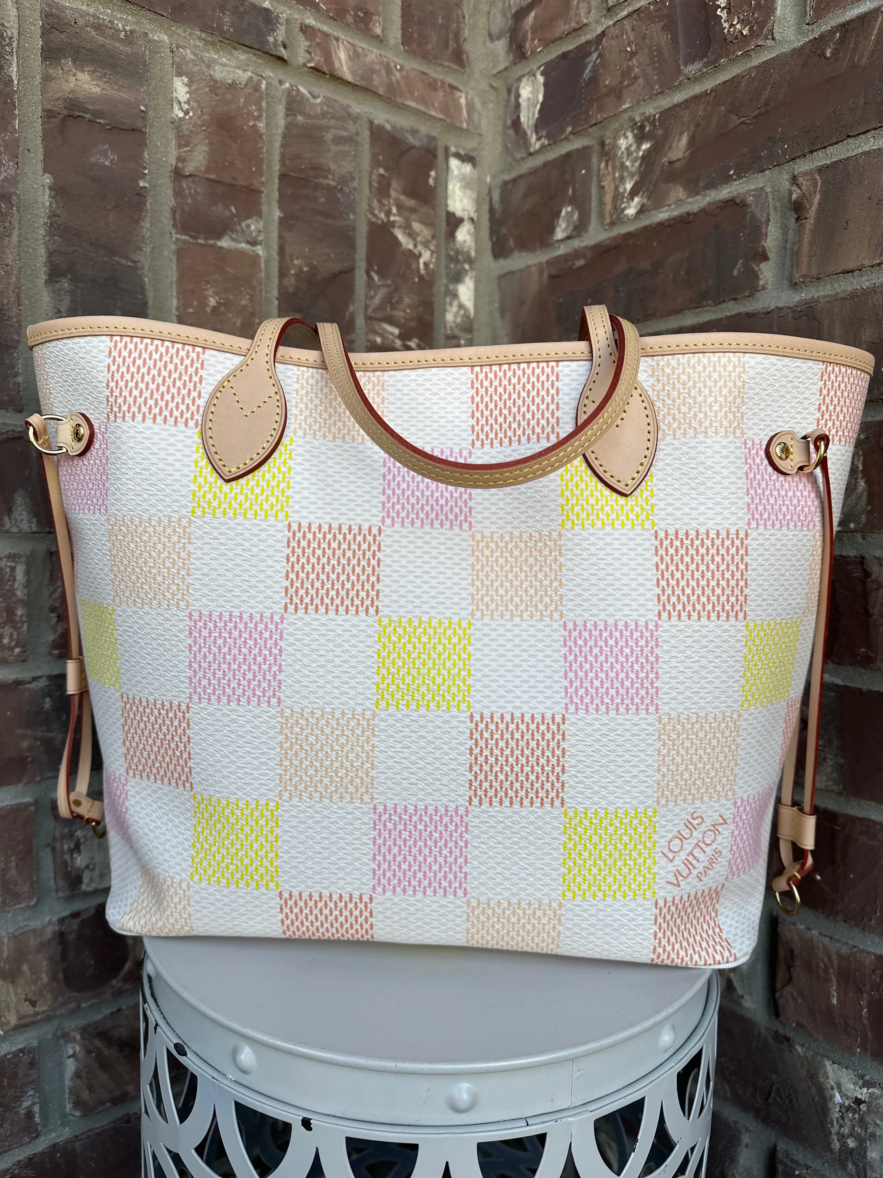 Louis Vuitton Neverfull NM Tote Limited Edition Damierlicious Giant MM 52332