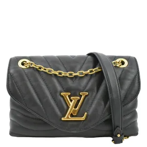 LOUIS VUITTON New Wave Chain MM Calfskin Leather Shoulder Bag Black