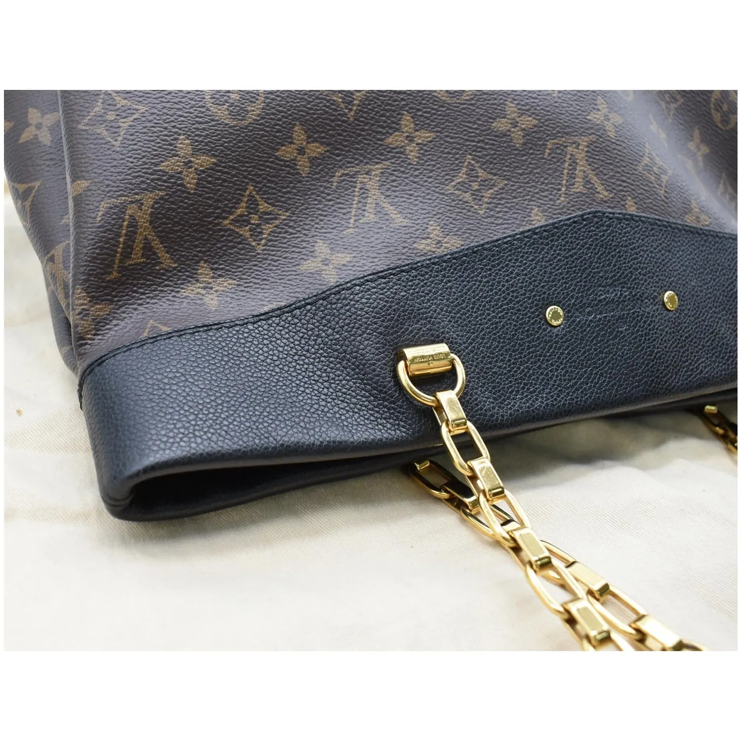 LOUIS VUITTON Pallas Chain Monogram Canvas Shopper Bag Brown