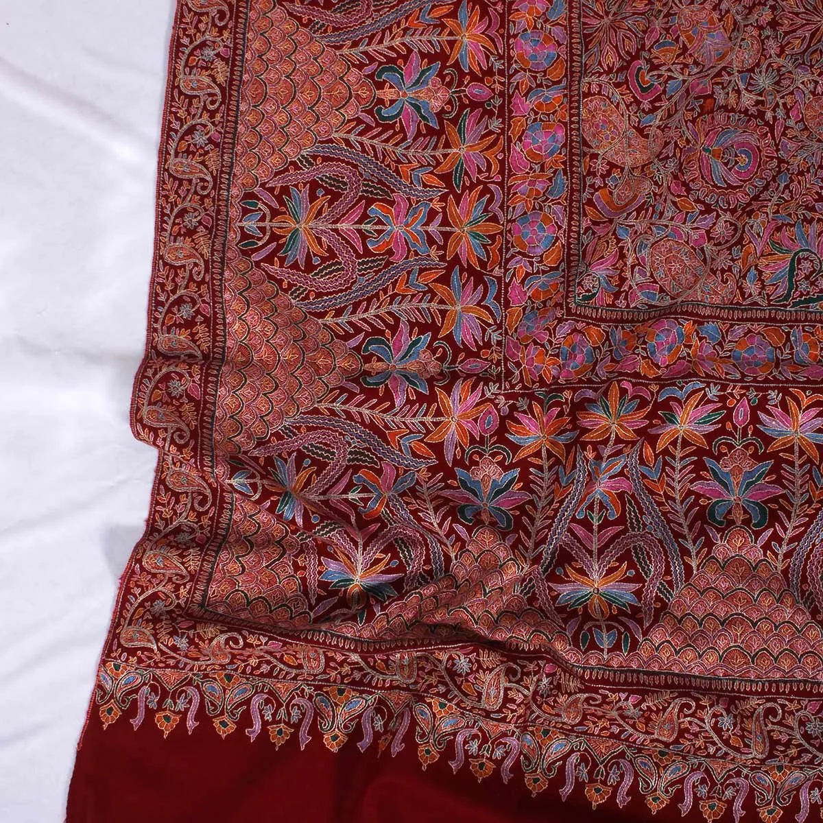 Maroon base sangeen Floral design sozni Embroidered Jamawar Pashmina Shawl