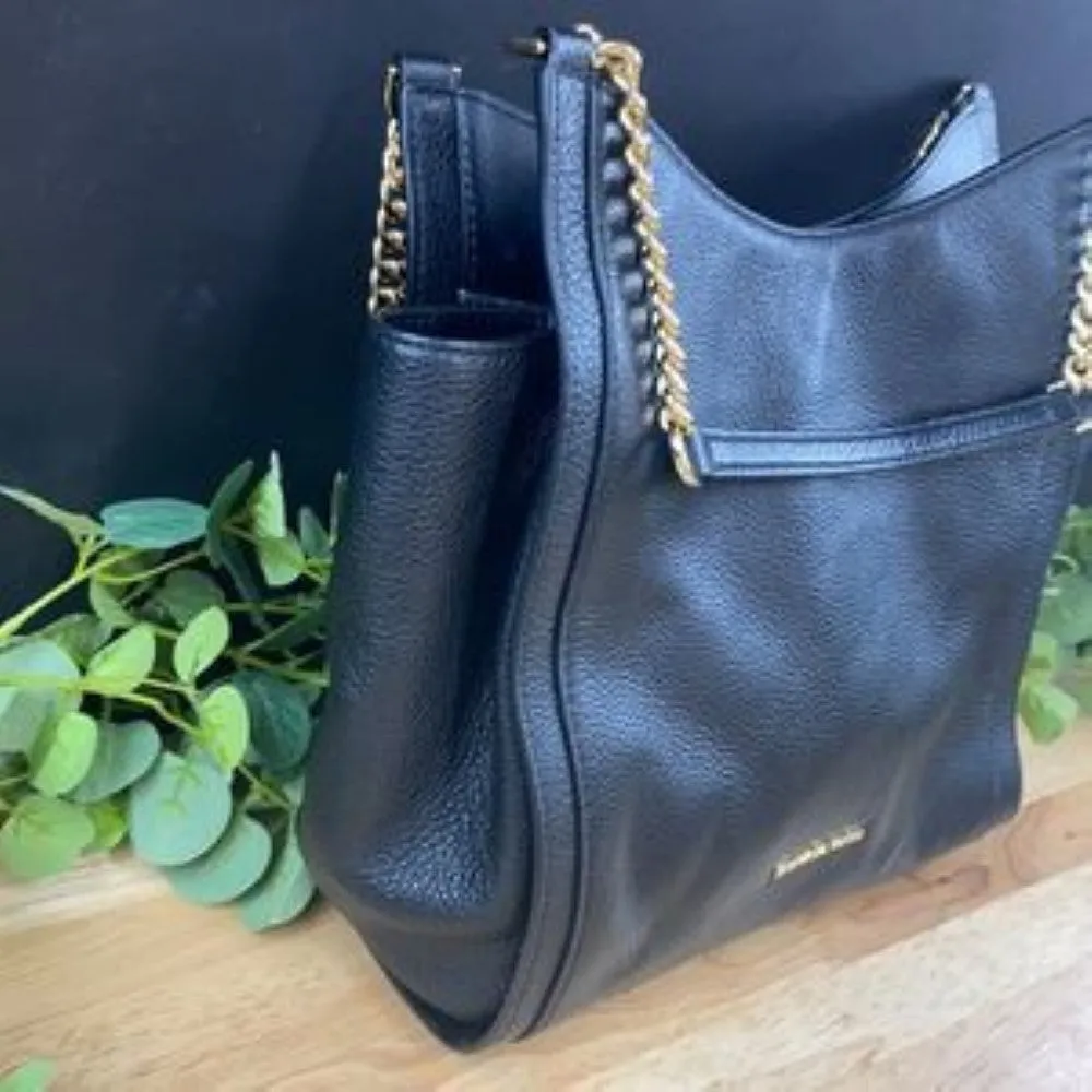 Michael Michael Kors Newbury Medium Chain Detailed Shoulder Bag