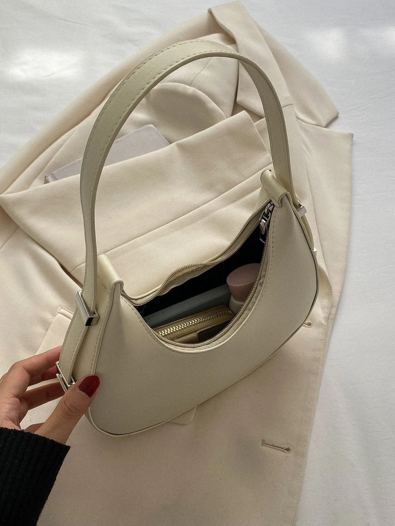 Minimalist Hobo Bag - Beige