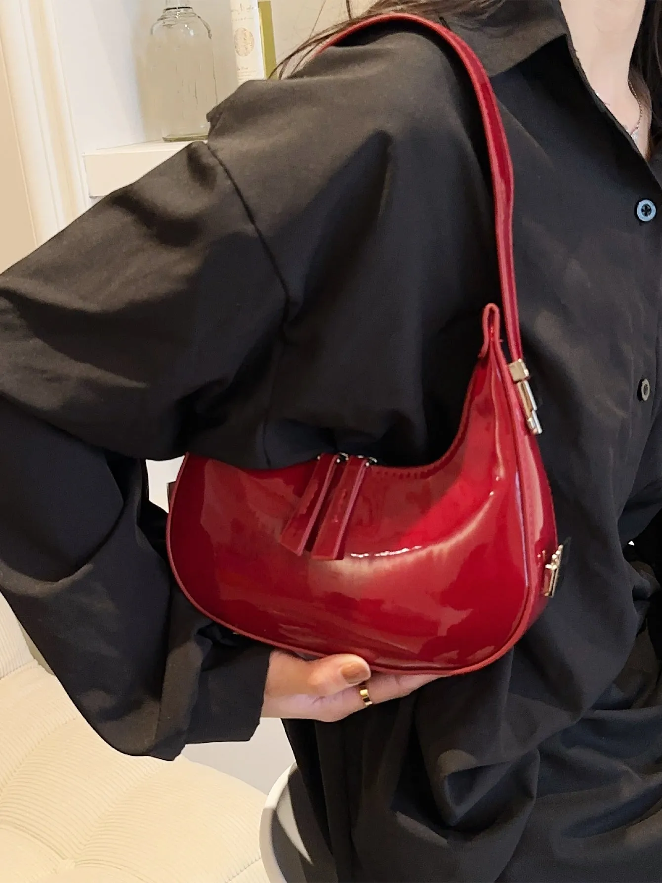 Minimalist Hobo Bag - Burgundy