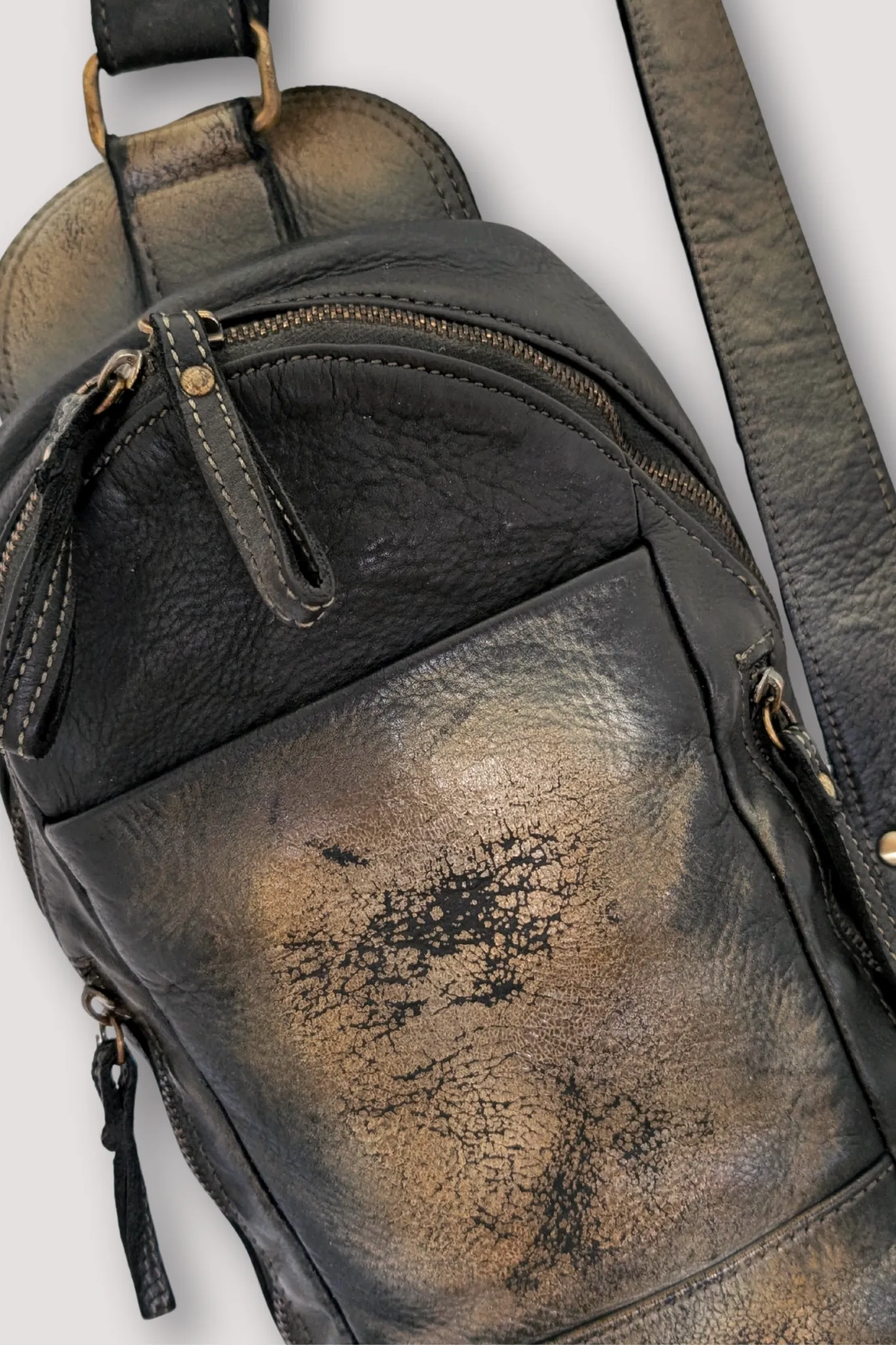 Movement Sling Bag - Raw Onyx - CANADA