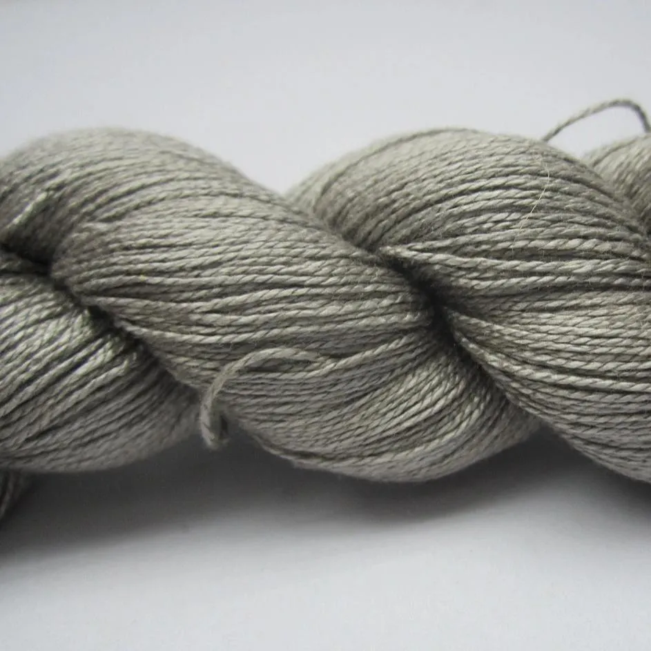 Mulberry Silk Yarn 900M/100Gr - 253