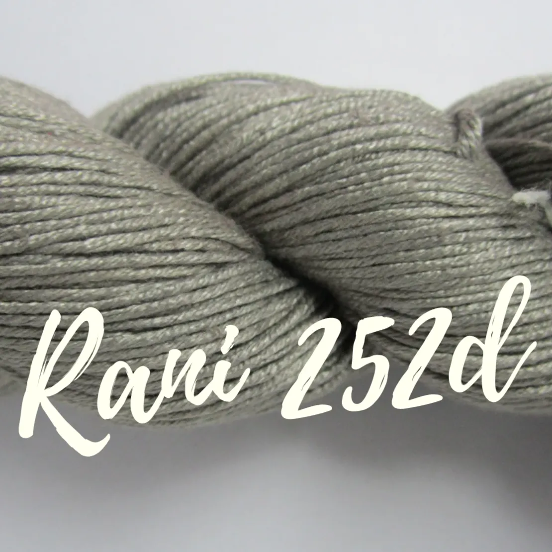 Mulberry Yarn 500M/100Gram- Rani252D