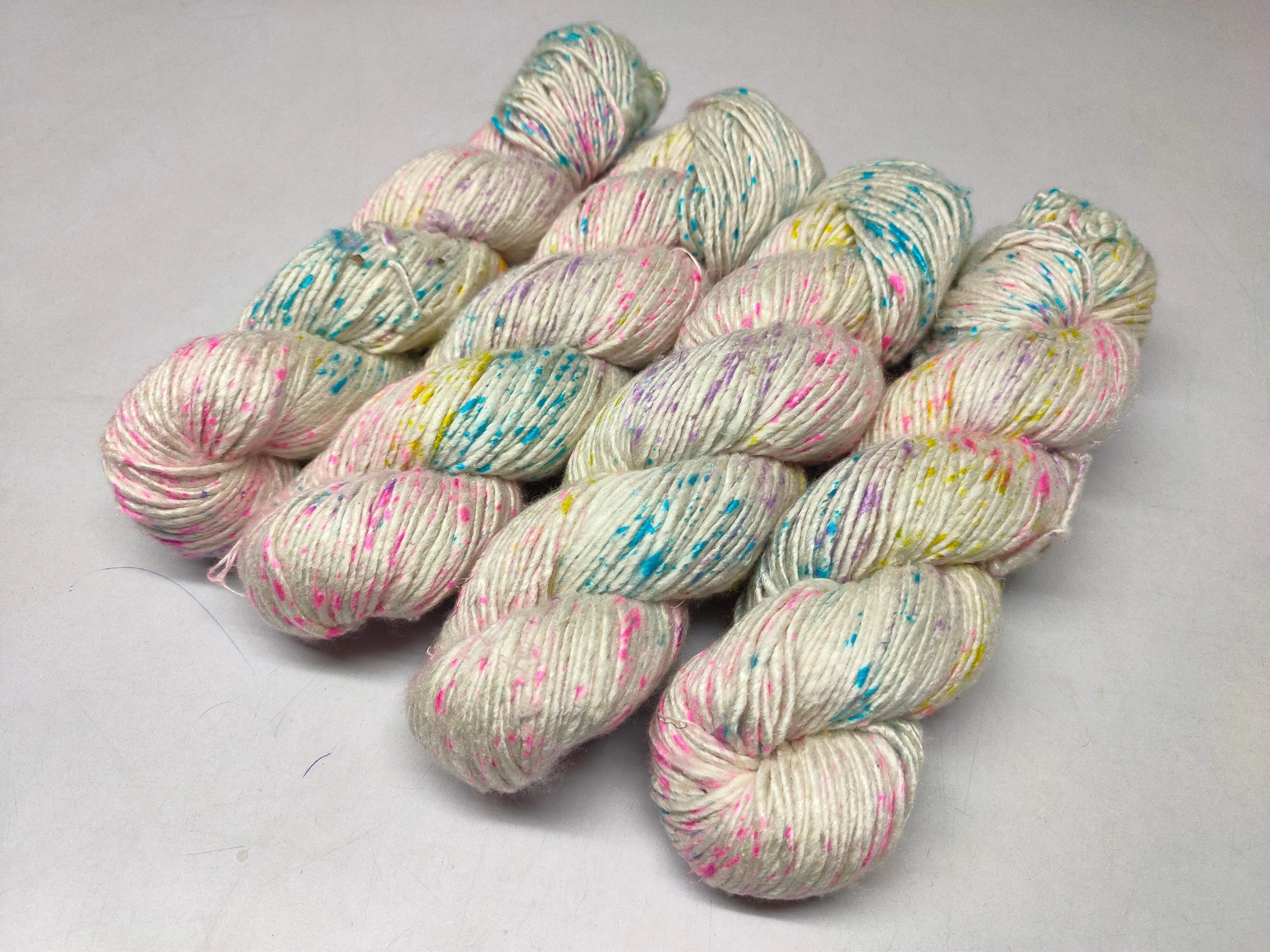Mulberry Yarn Short Fiber - Vanilla Candy