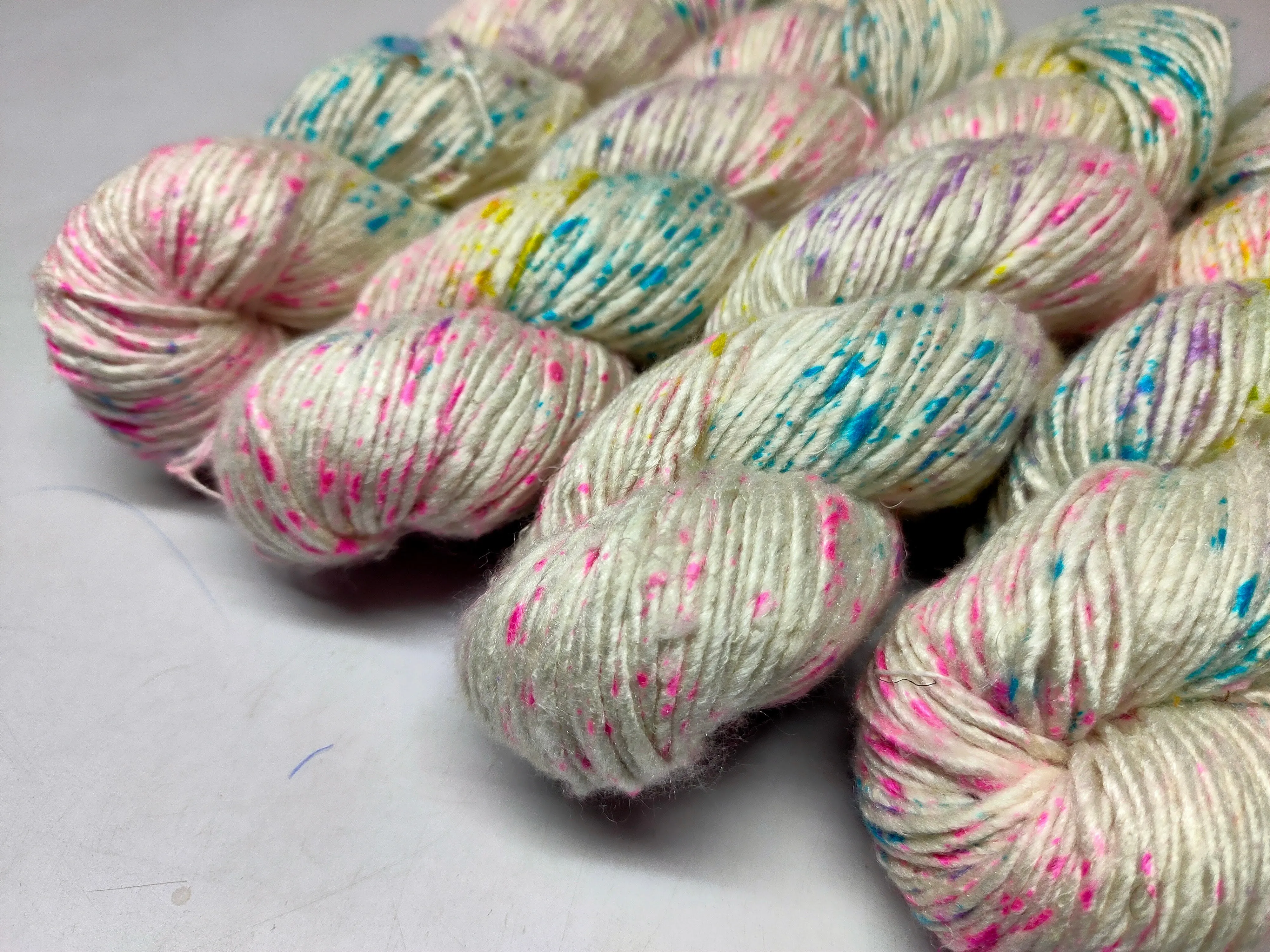 Mulberry Yarn Short Fiber - Vanilla Candy