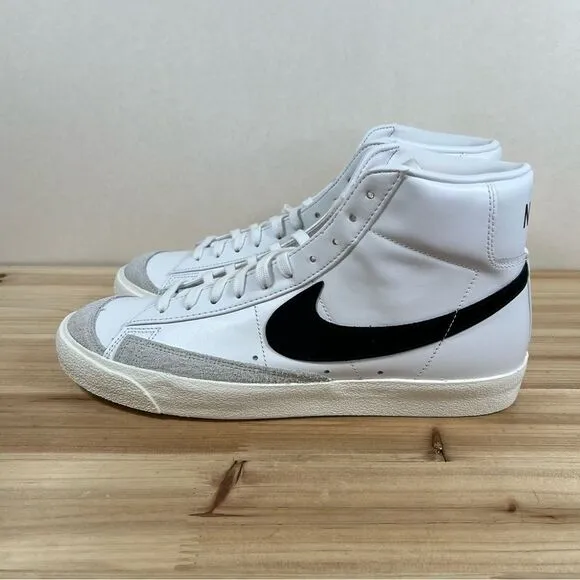 NEW Nike Blazer Mid '77 Vintage sneakers Mens 12 White Black