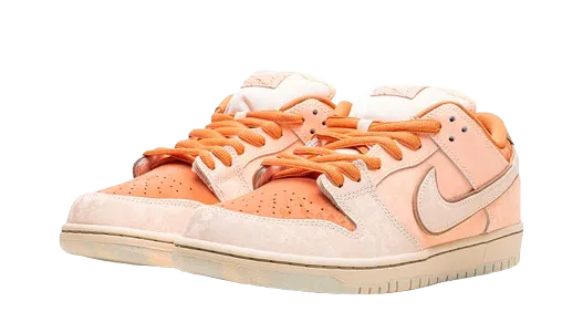 Nike SB Dunk Low Trocadéro Gardens