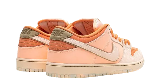 Nike SB Dunk Low Trocadéro Gardens