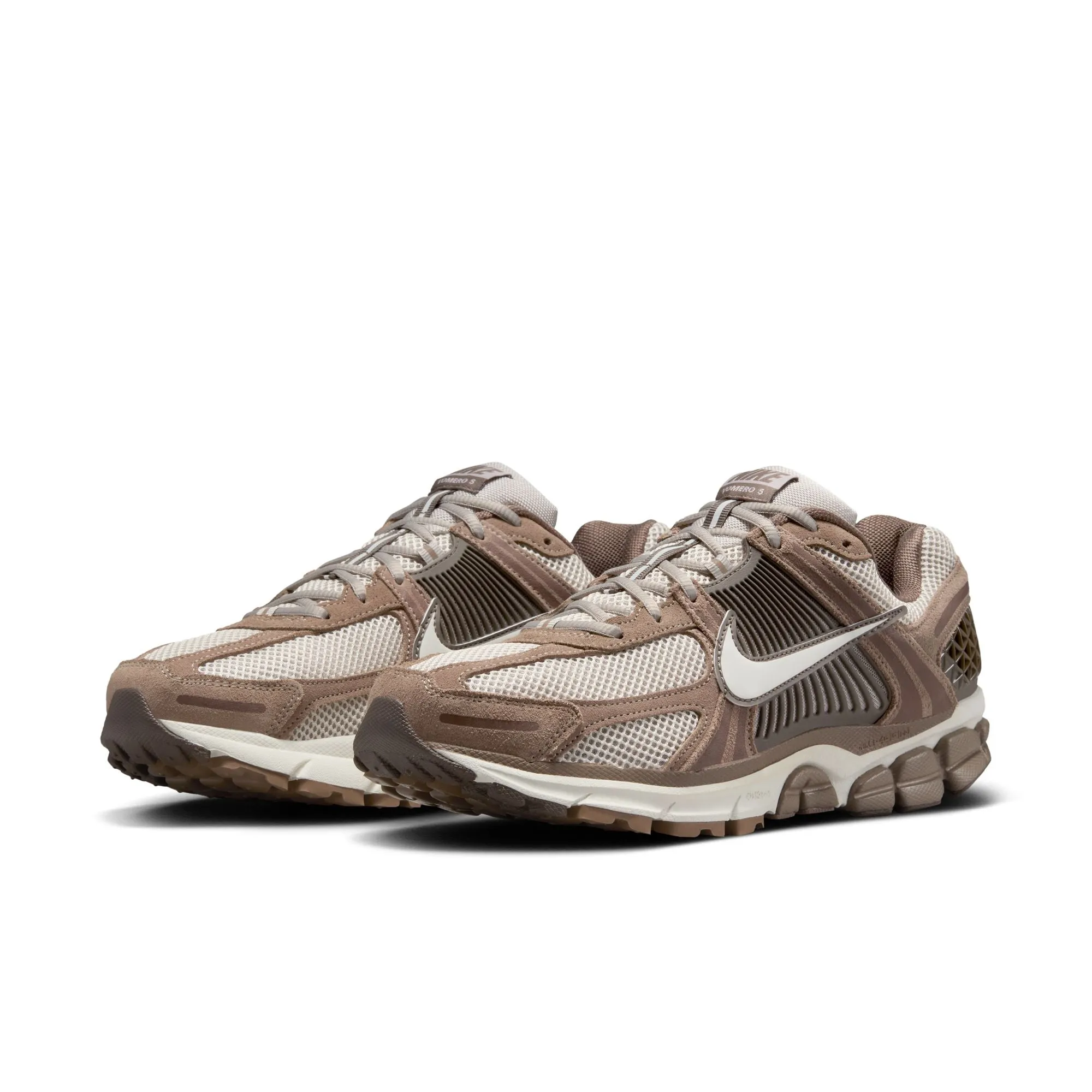 Nike Zoom Vomero 5 Men's Shoes
