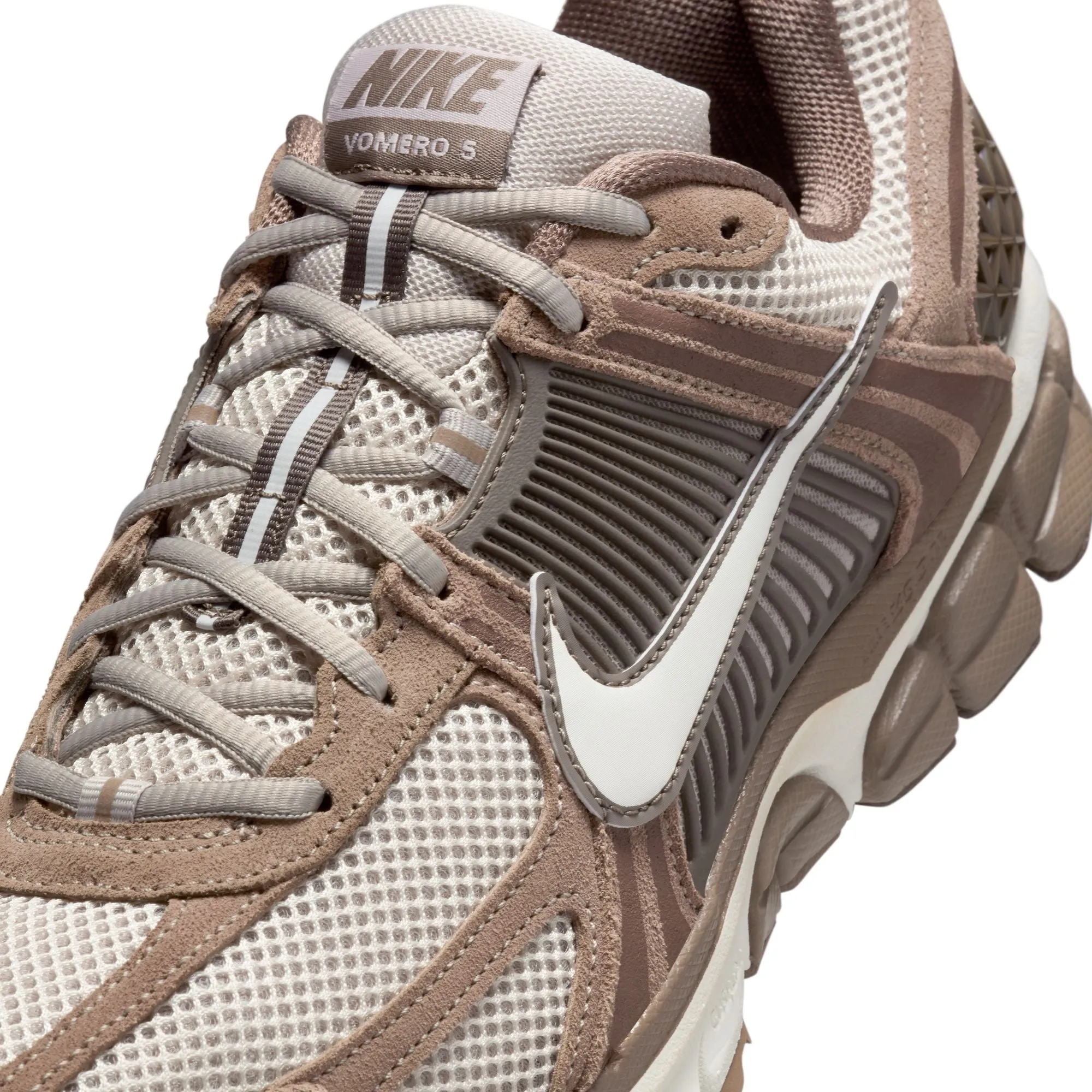 Nike Zoom Vomero 5 Men's Shoes