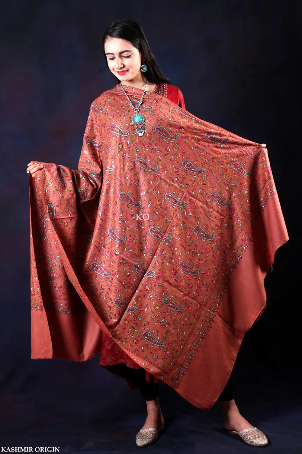 Noon Chai Colour handwooven Sozni  Pashmina Shawl