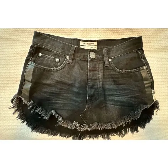 NWOT One teaspoon Junkyard Black Fringed Denim Mini Skirt