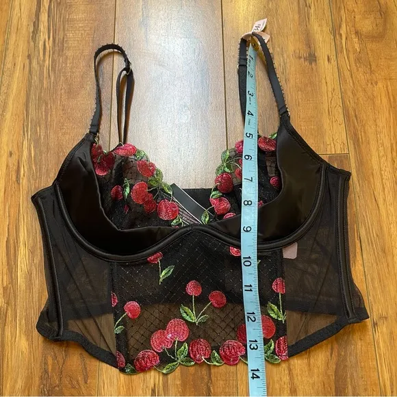 NWT Victoria's Secret Very Cherry Embroidery Quarter-Cup Corset Top Size 34B