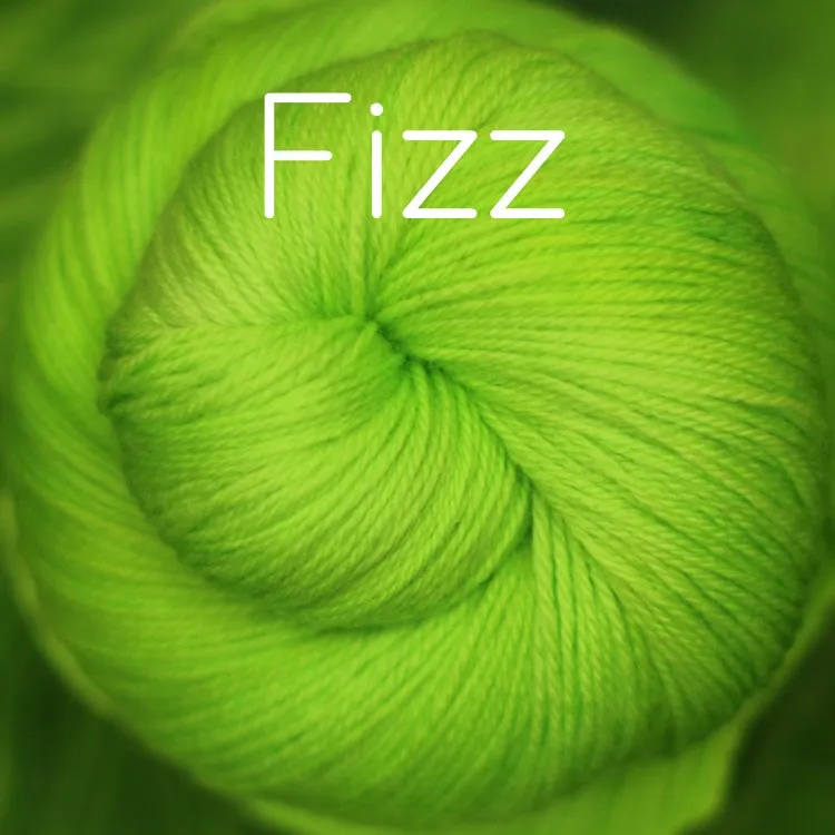 Oriana 8-ply (fingering)