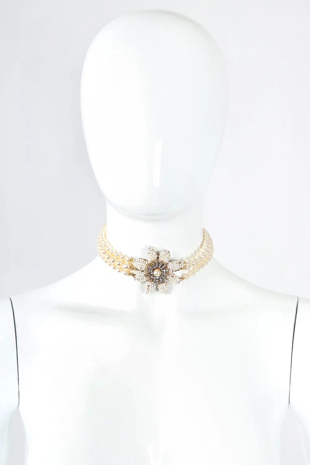 Pearl Flower Choker Necklace