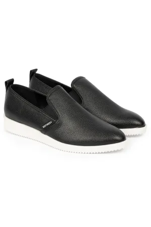 Pointy Slip-On _ 156550 _ Black