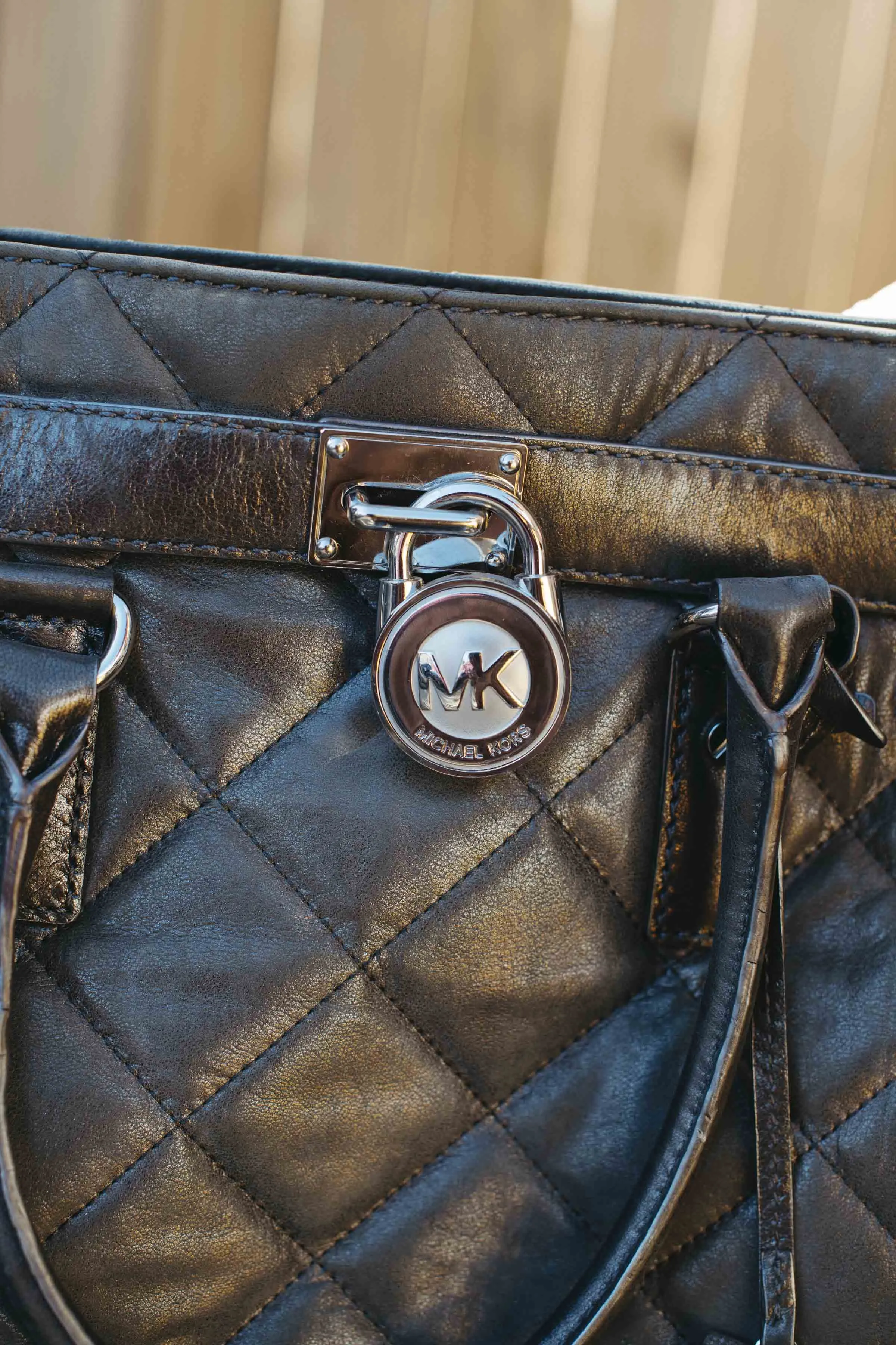 Pre-Loved Michael Kors Leather Bag