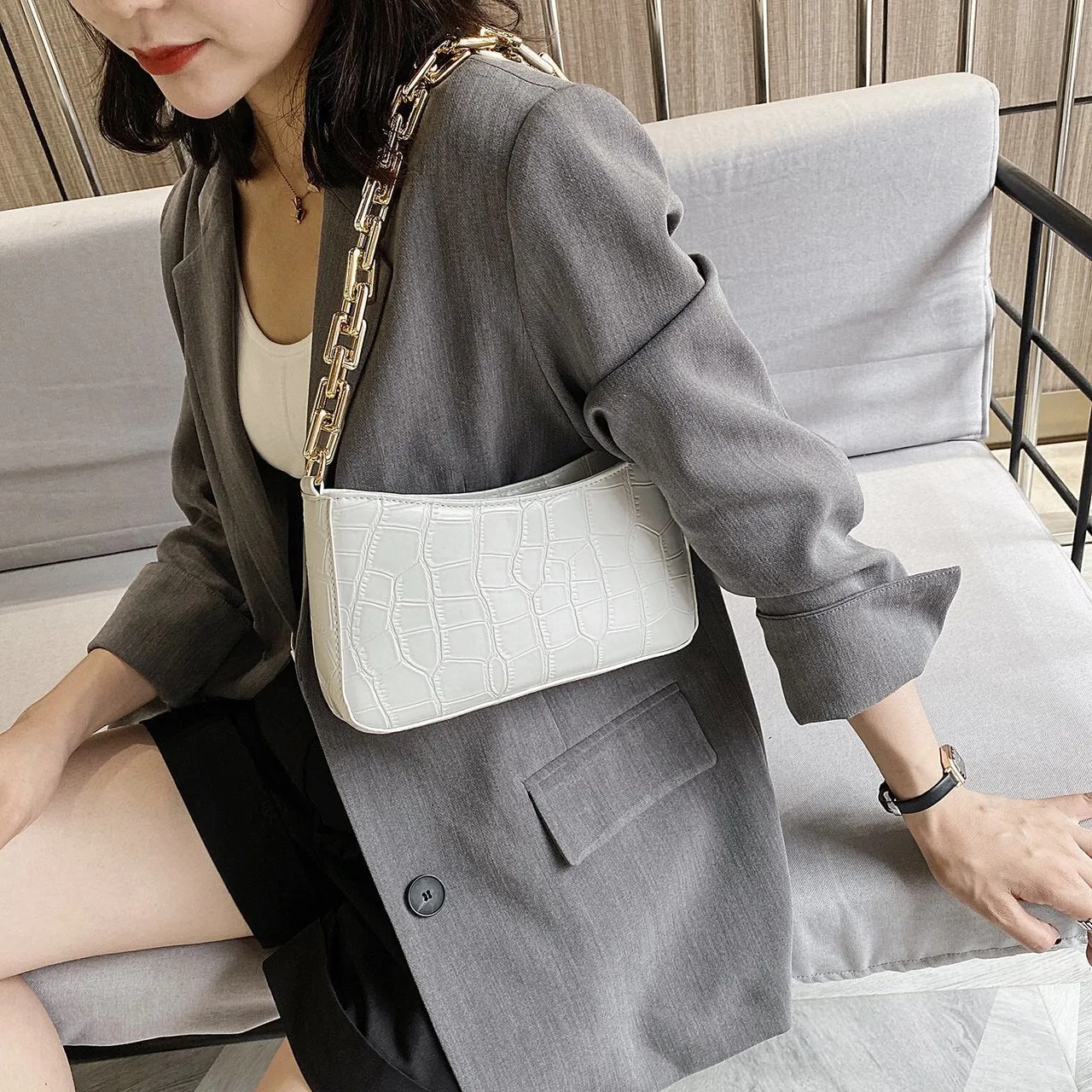 PU Chilo Leather  Chain Shoulder Bag For Women