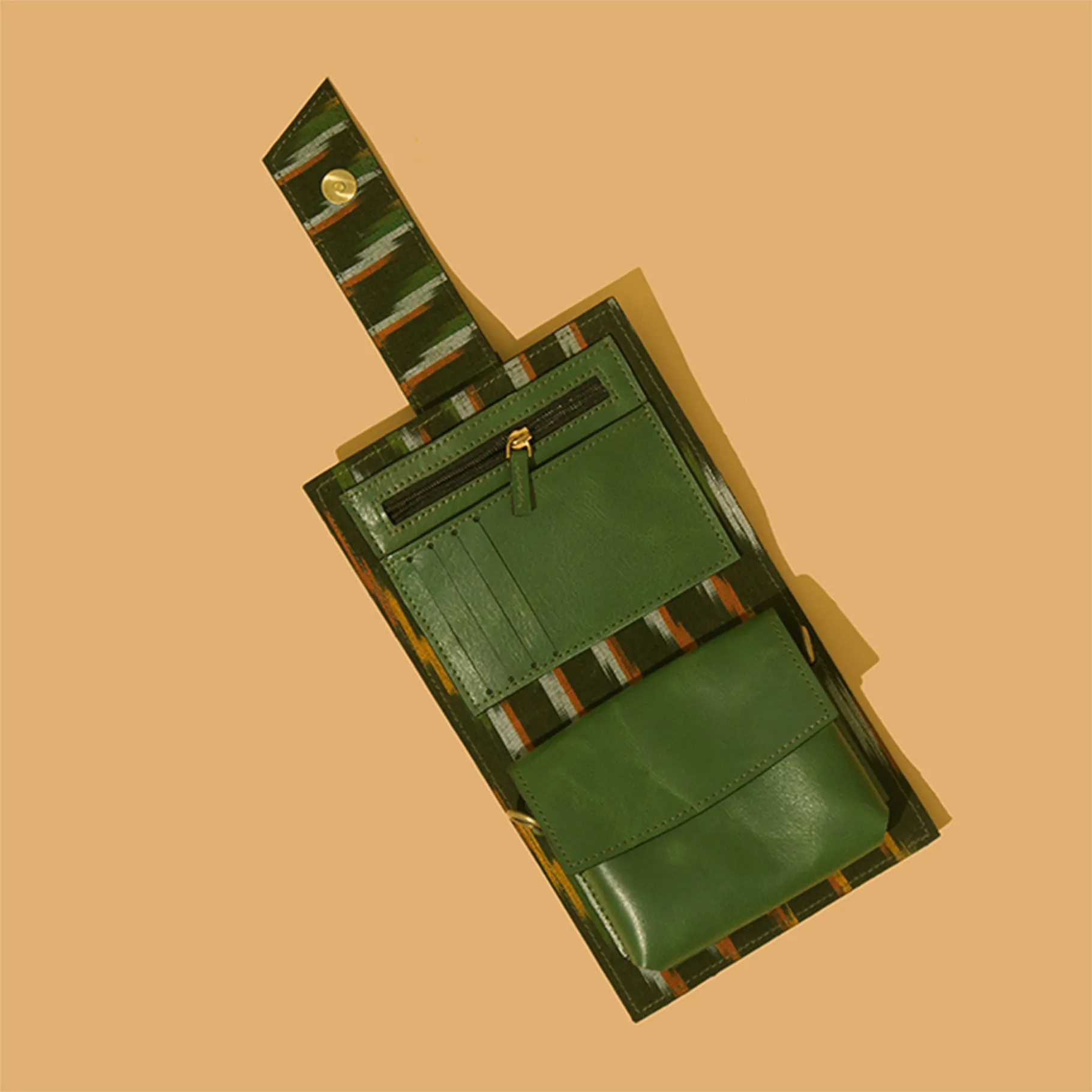 "Natkhat" Buckle Wallet - Green