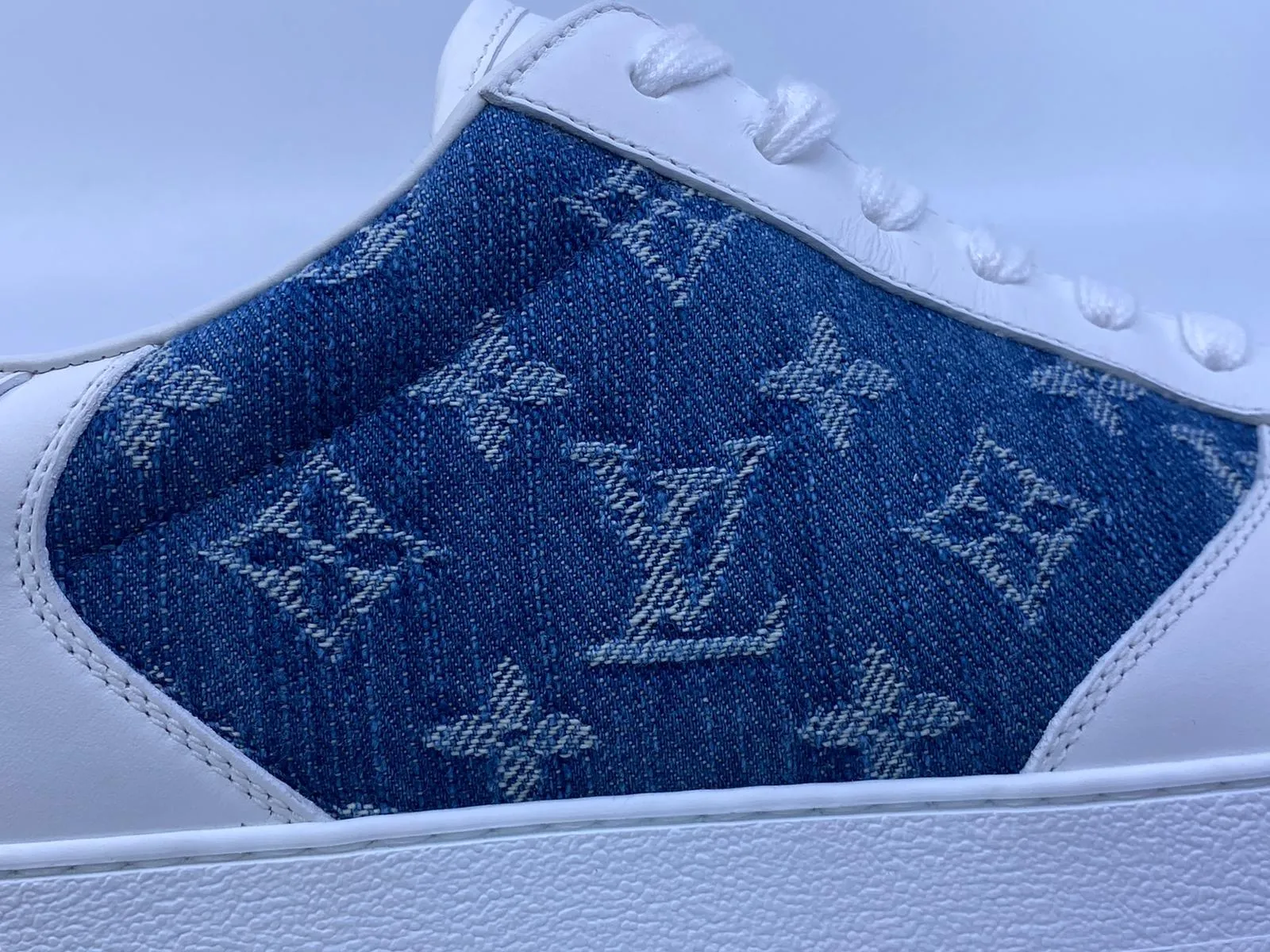 Rivoli Sneaker