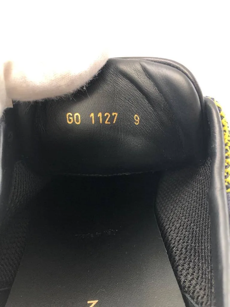 Run Away Sneaker
