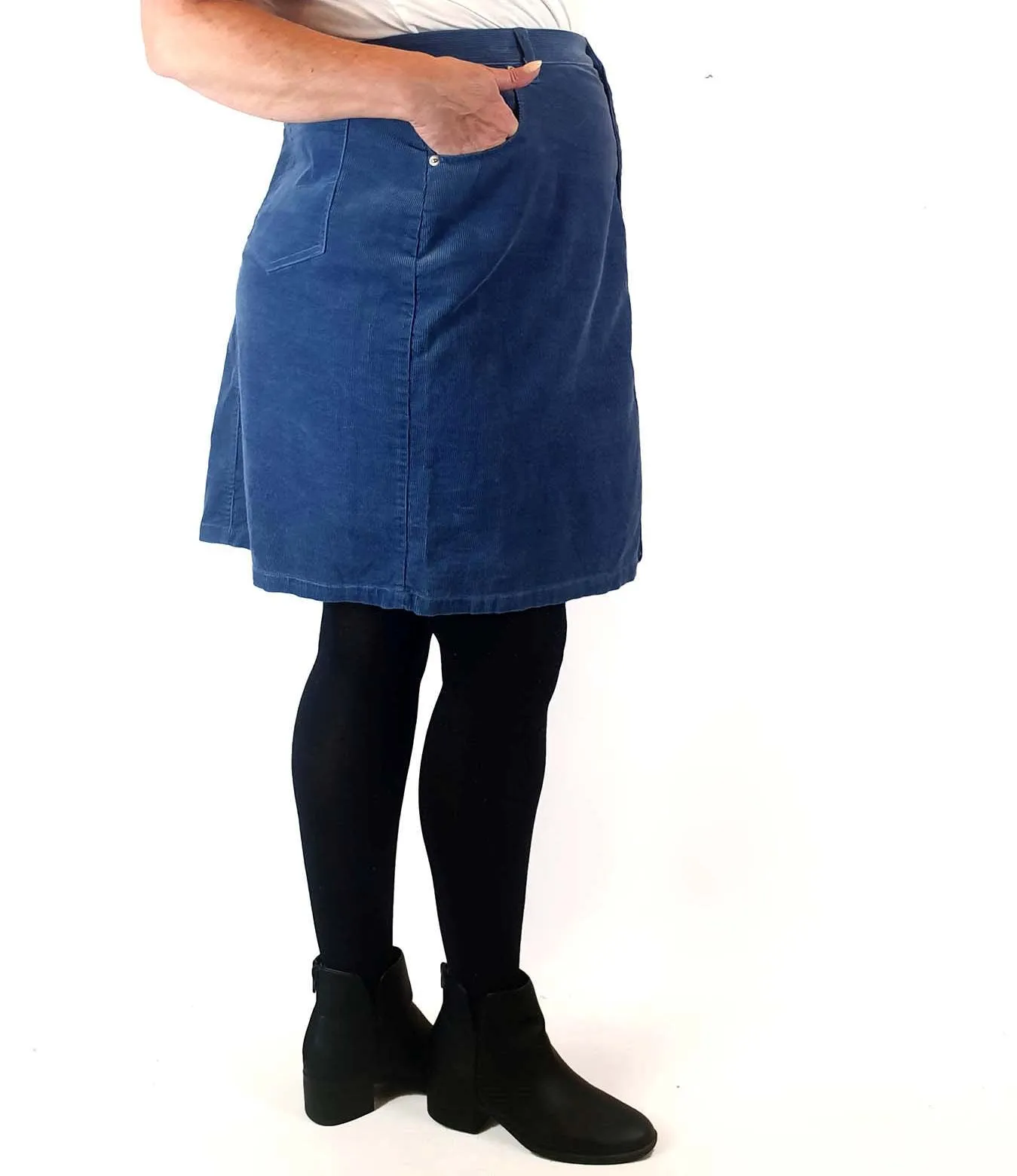 Saltwater blue cord pencil skirt with front pockets size 18 (best fits size 16)