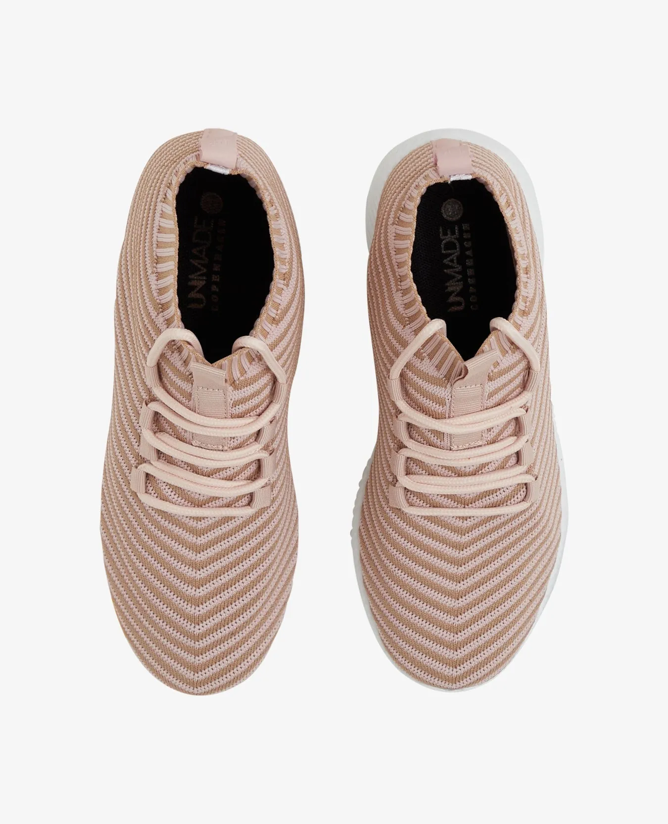 SANDRAUM SNEAKERS