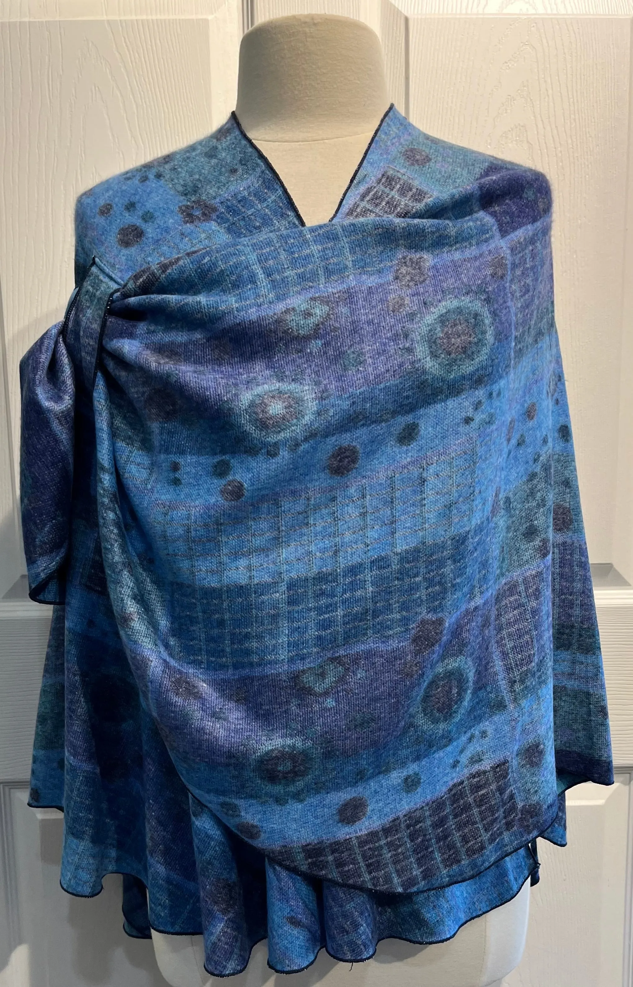 Shades of Blue Reversible Cashmere Shawl