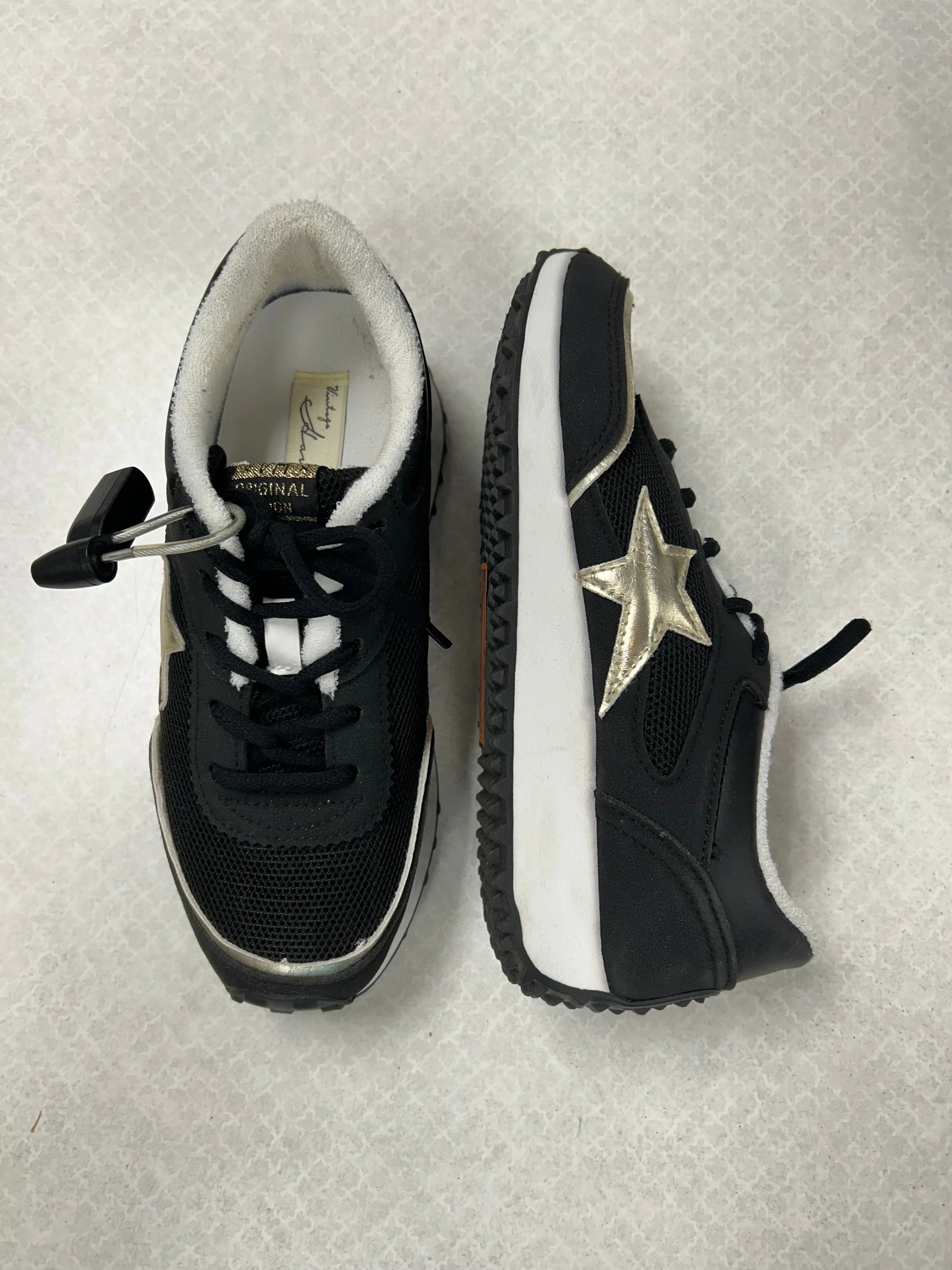 Shoes Sneakers By Vintage Havana In Black, Size:5.5