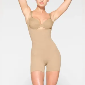 Skims Open bust Shortie bodysuit size Large