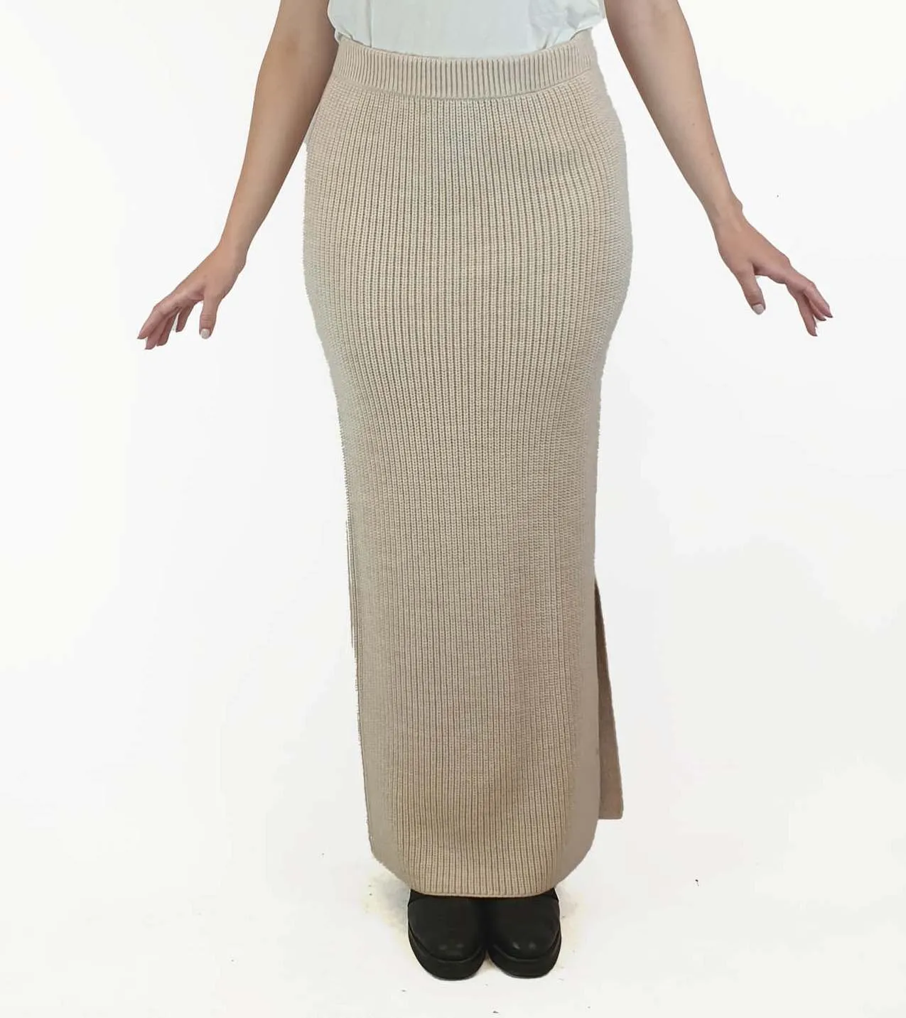 Skin & Threads beige wool knit skirt size 2
