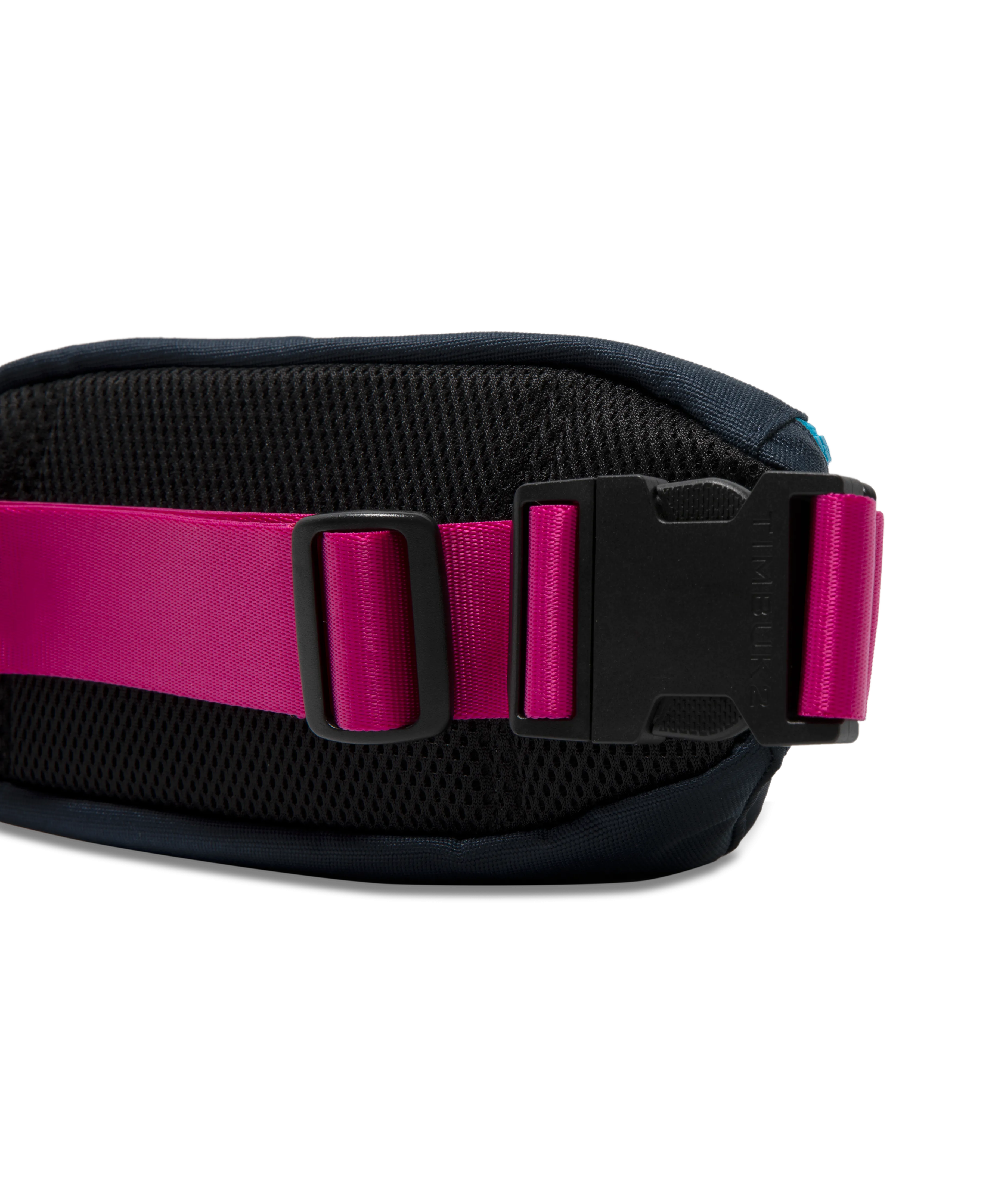 Slacker Chest Pack