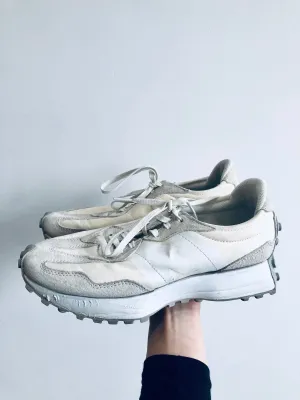 Sneakers // Adult 8.5