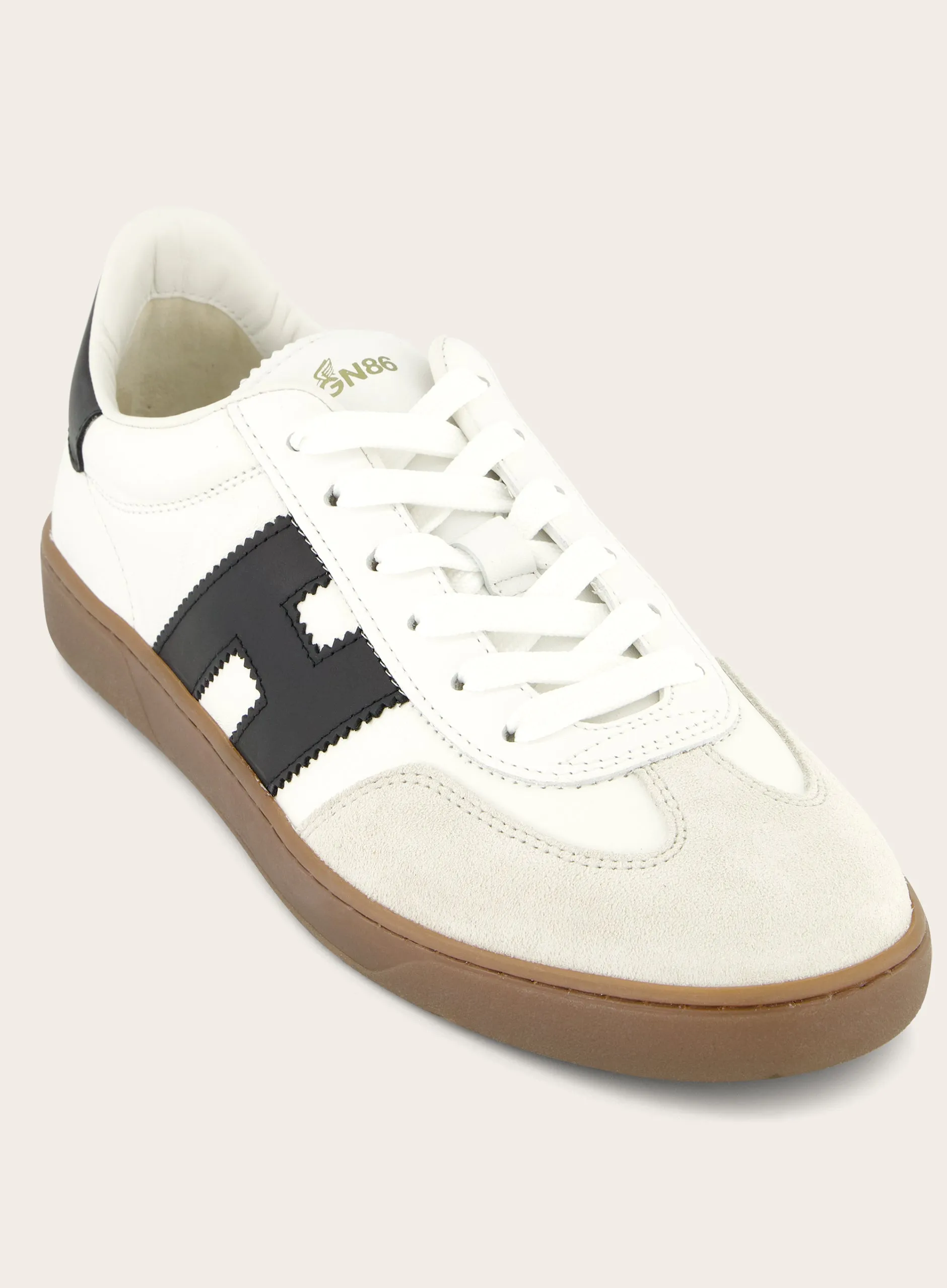 Sneakers van leer
