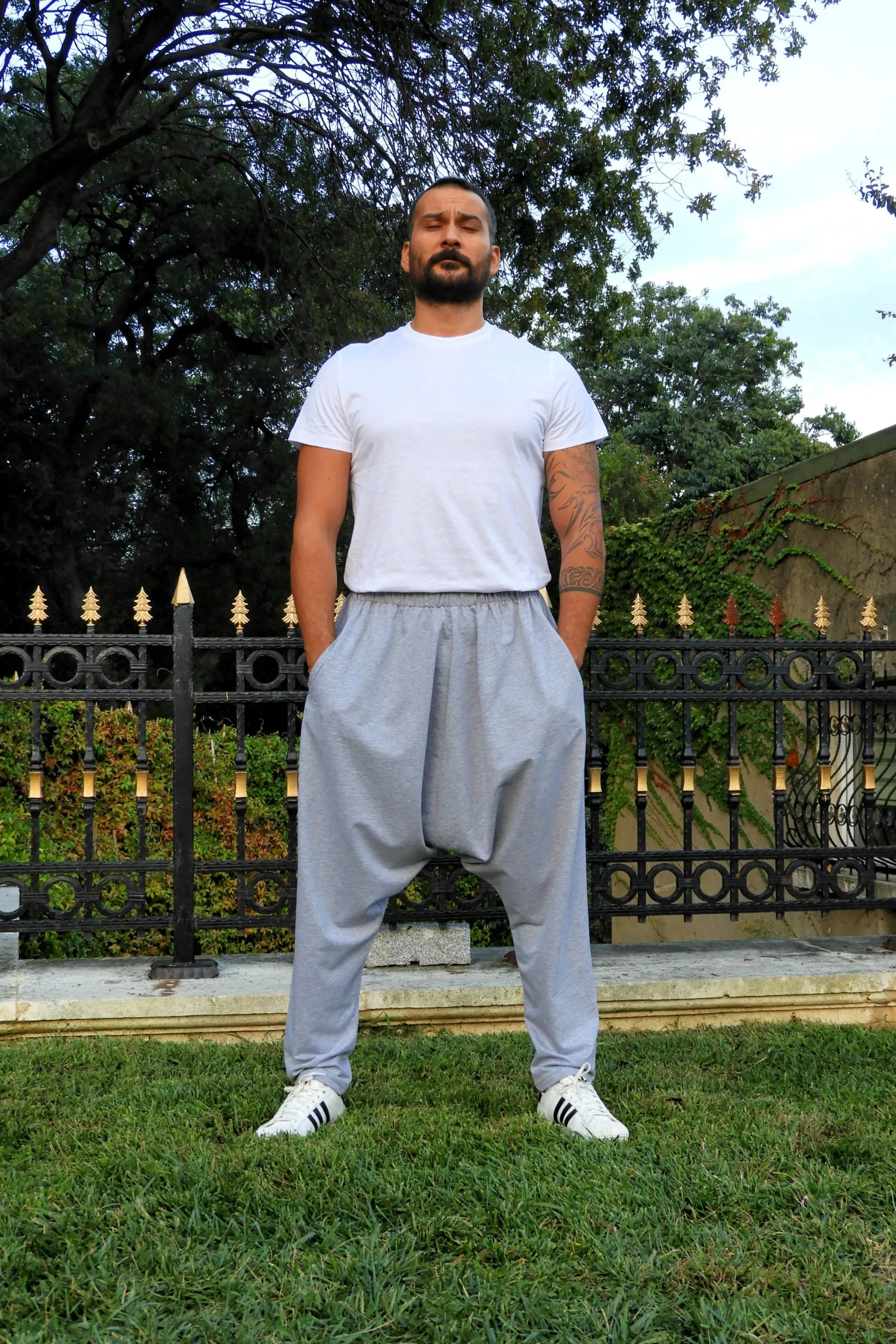 SNOW Men's Harem Pants For Winter (Gray, Red)