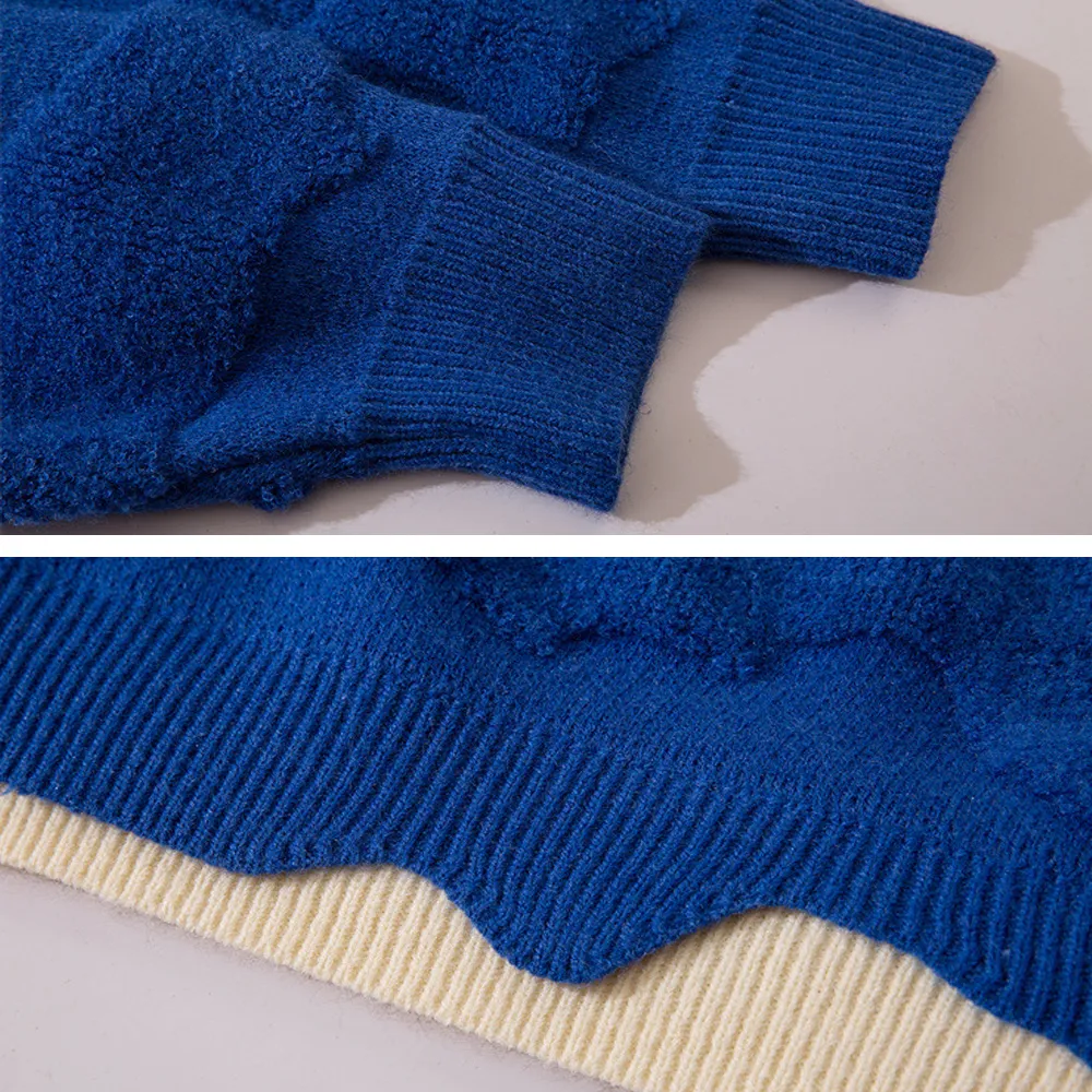 Soft Dolphin Base Flower Sweater