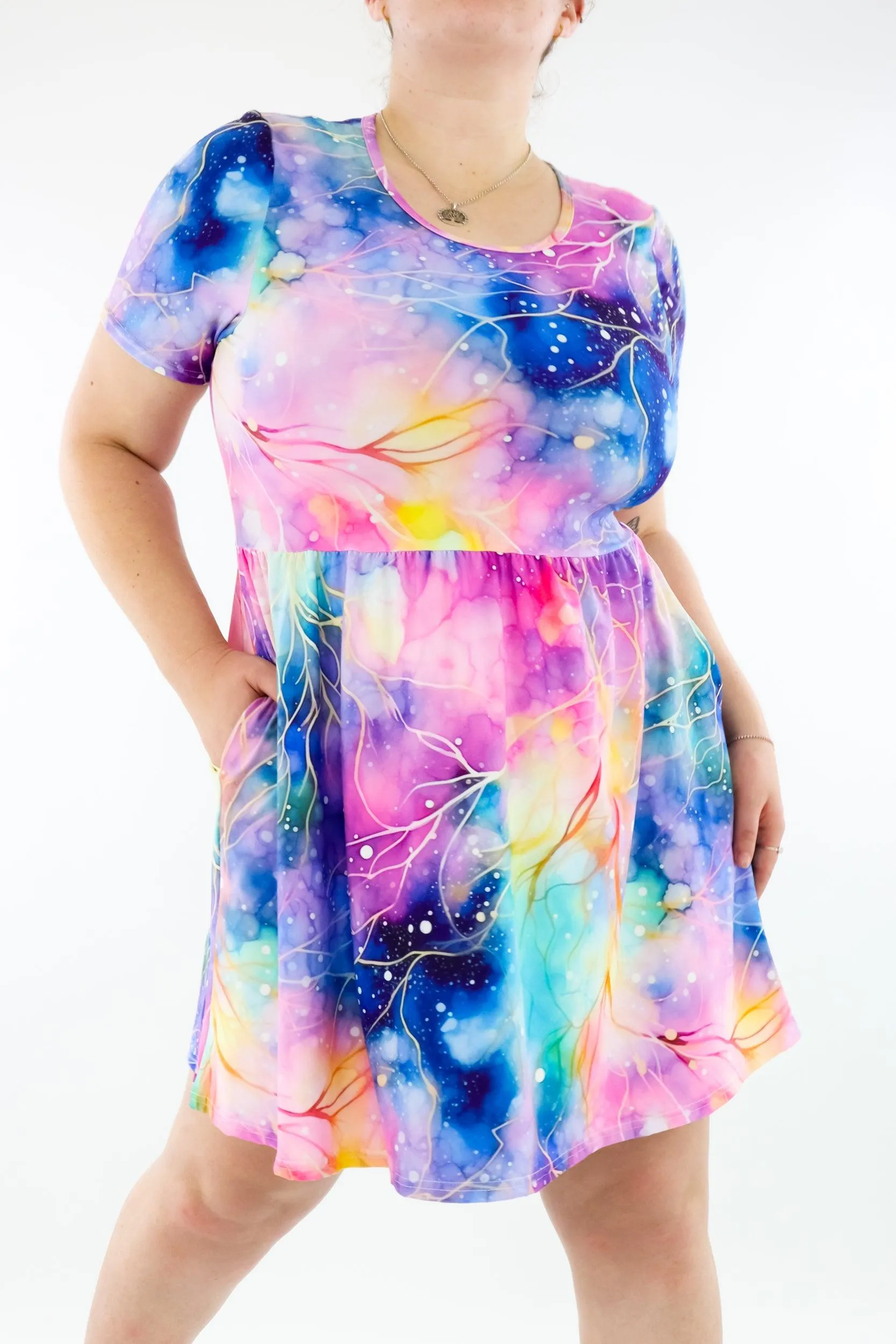 Spellbound - Mini Dress - Short Sleeve - Pockets