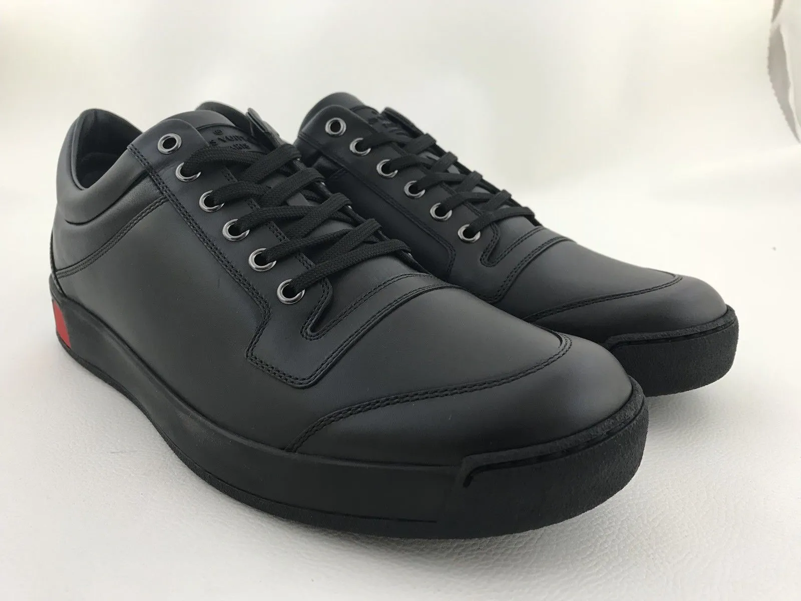 Supersonic Sneaker