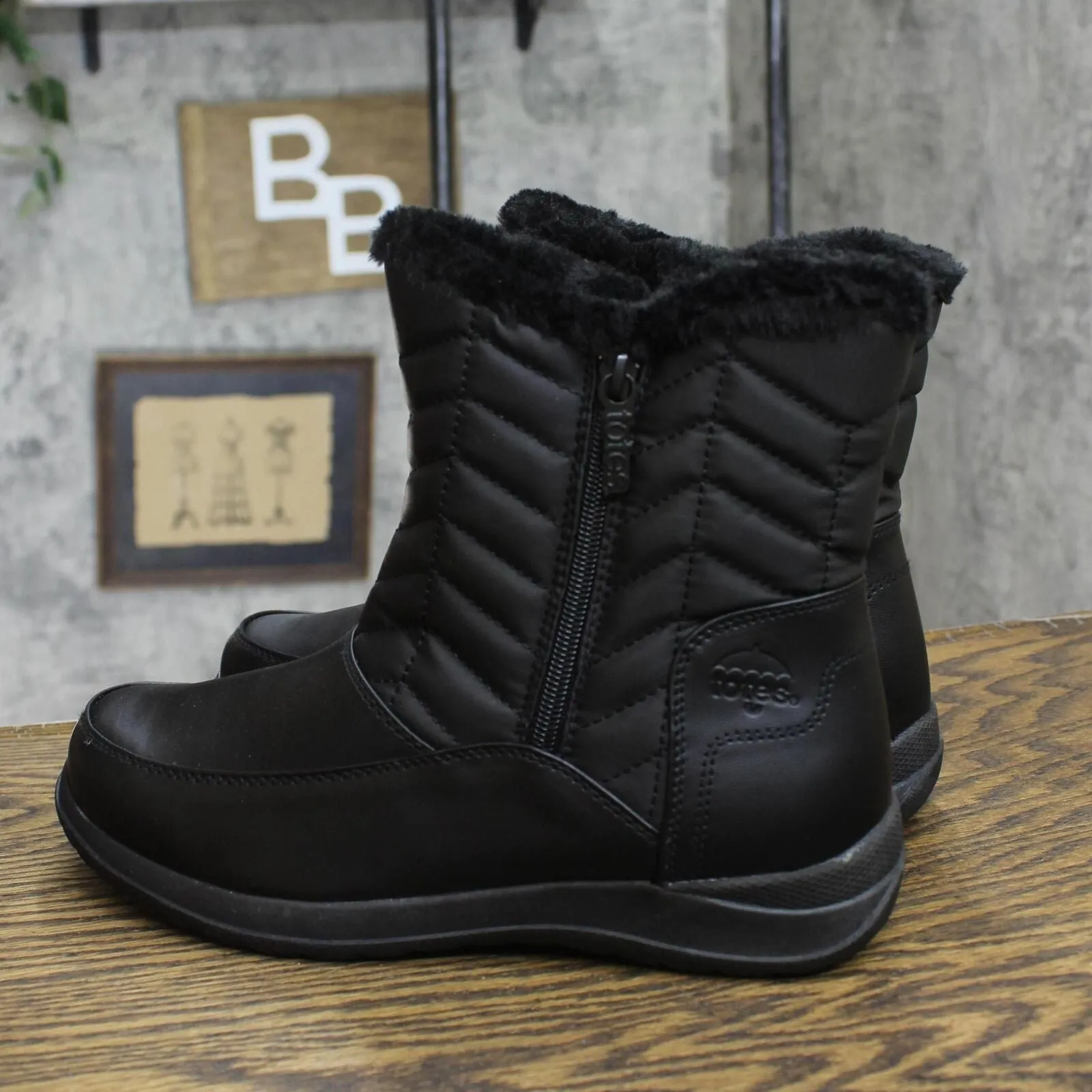 Totes Jara Women's Waterproof Snow Boots JARABLACK Black 8M