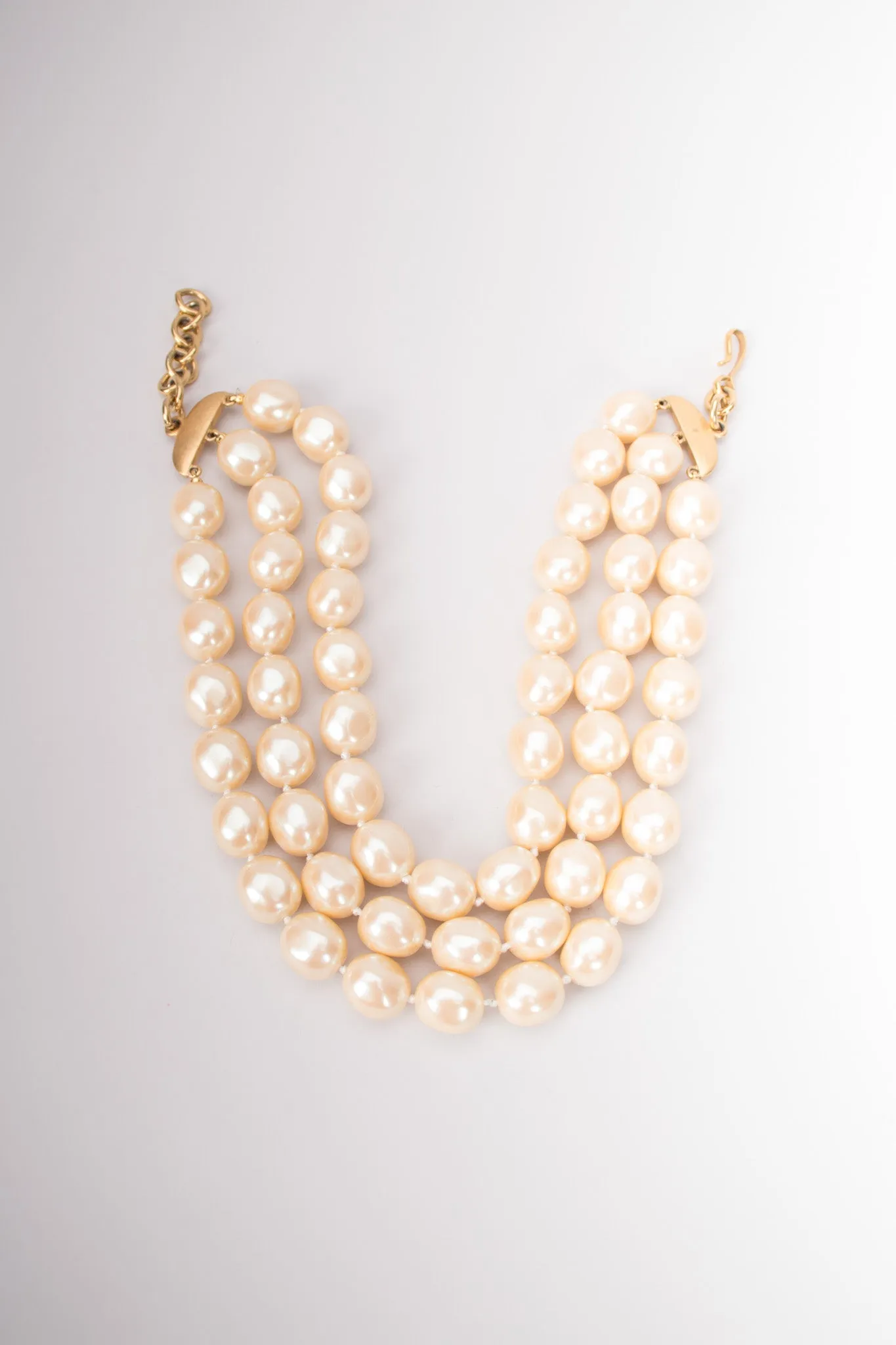 Triple Strand Pearl Choker