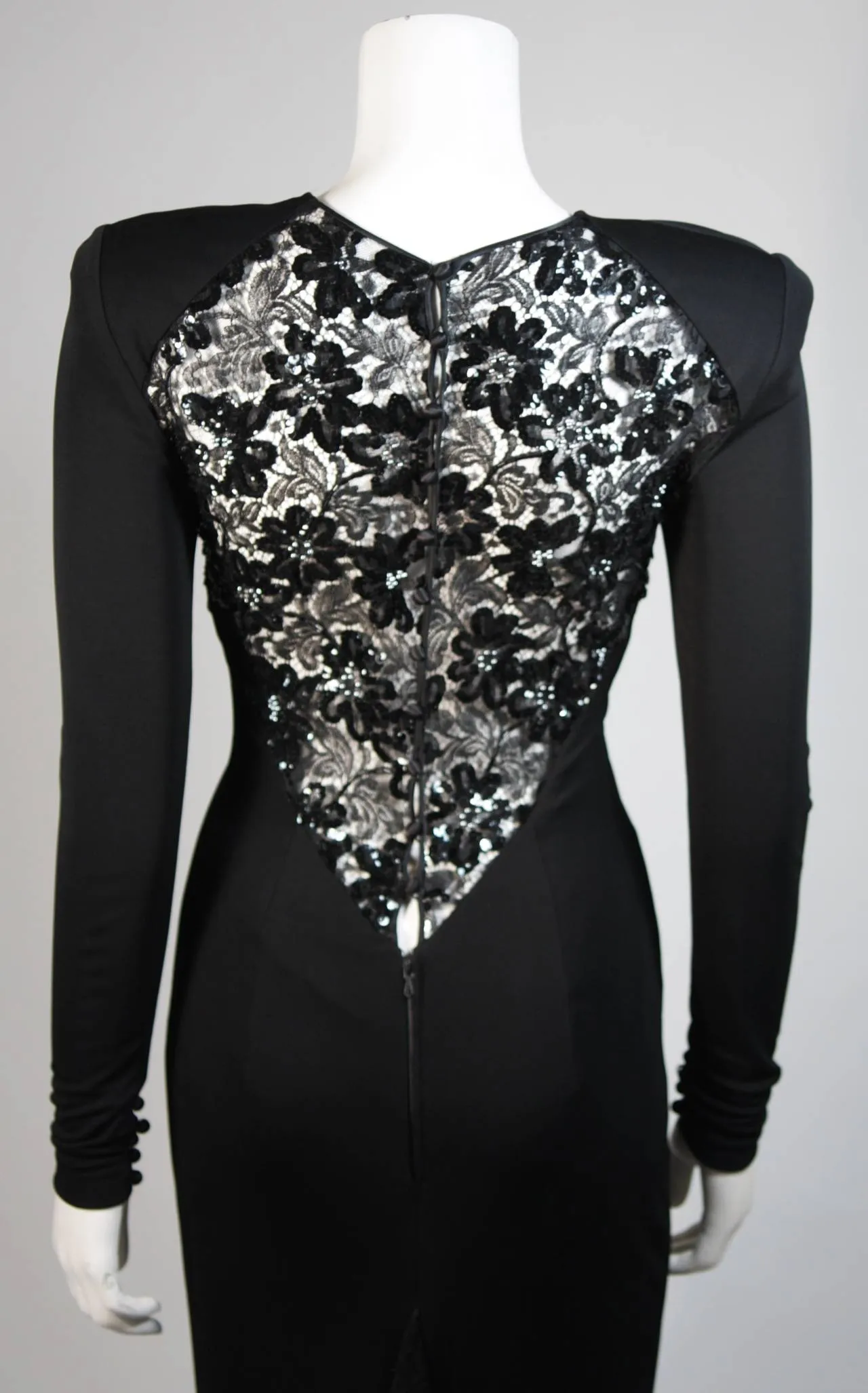 VICKY TIEL Black Jersey Gown with Sequin Lace Accents Size Small