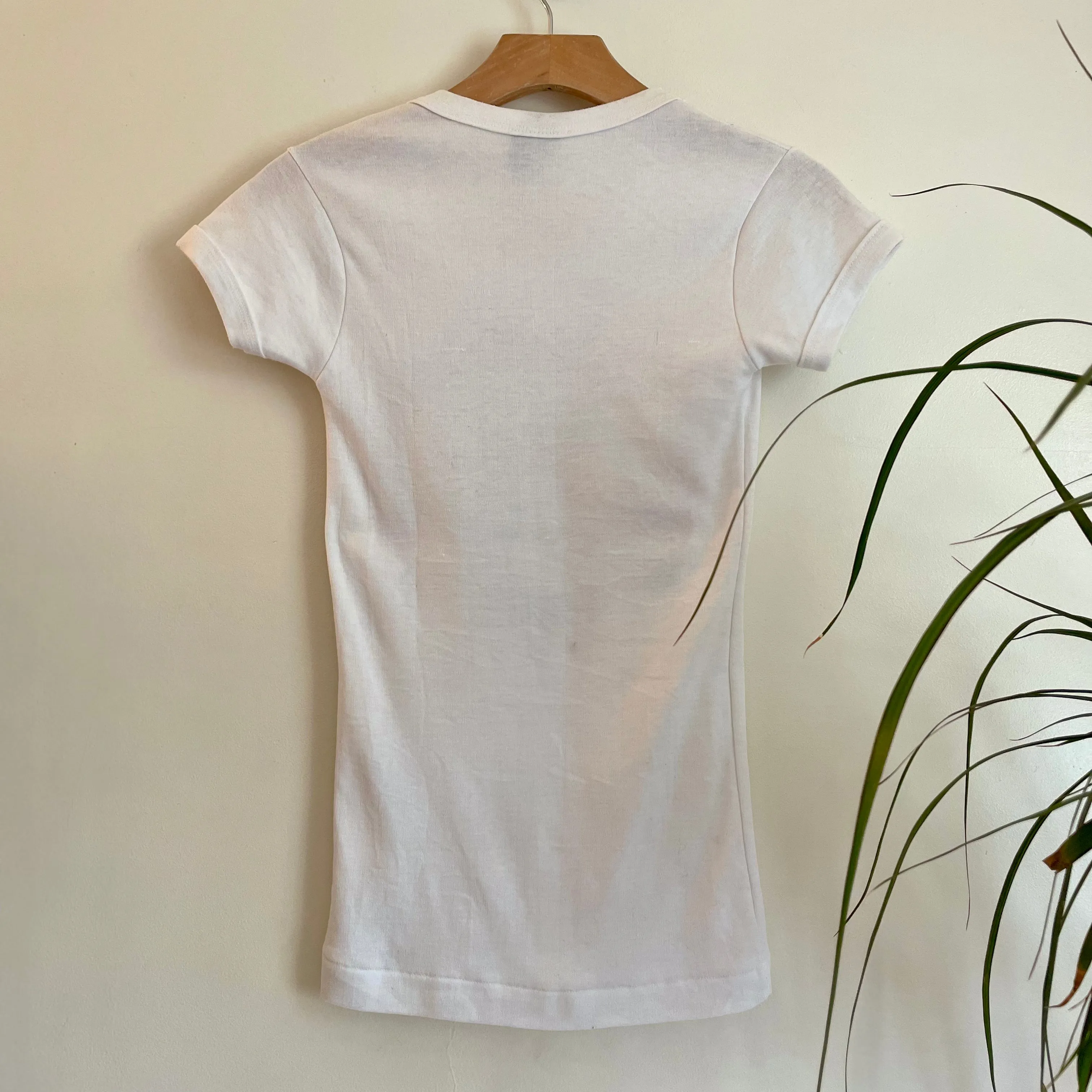 Vintage 70s 80s Hawaiian Perfection Monoi Tiare Tahiti Souvenir Scoop neck pullover // size Small Medium (HT2260)