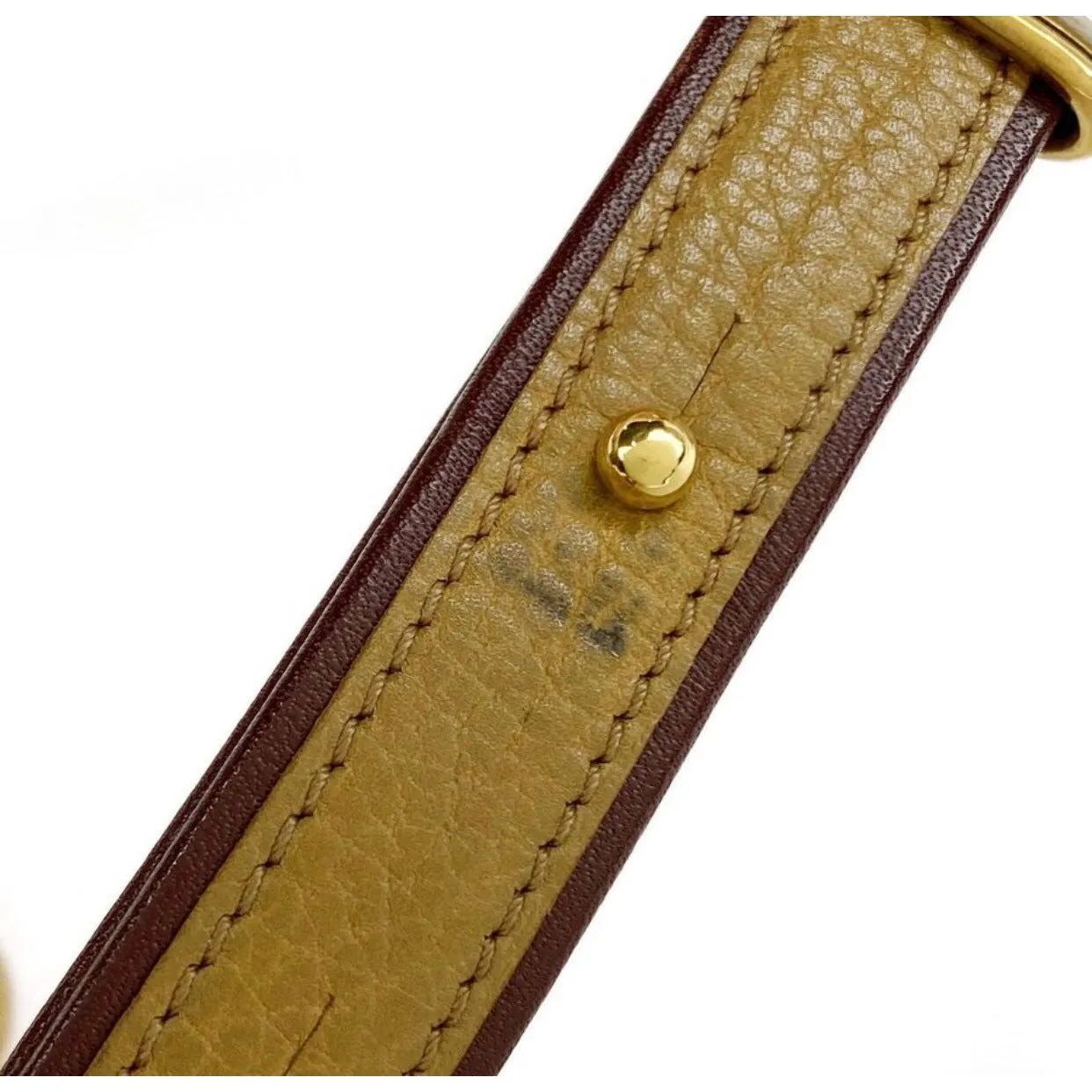 Vintage Cartier yellow mustard leather shoulder purse with gold-tone logo charm and wine leather tassel charm. Must de cartier collection