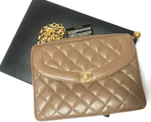 Vintage Chanel large brown caviar leather 2.55 camera bag style chain shoulder bag with golden CC ball charm. Must have purse. 0405161