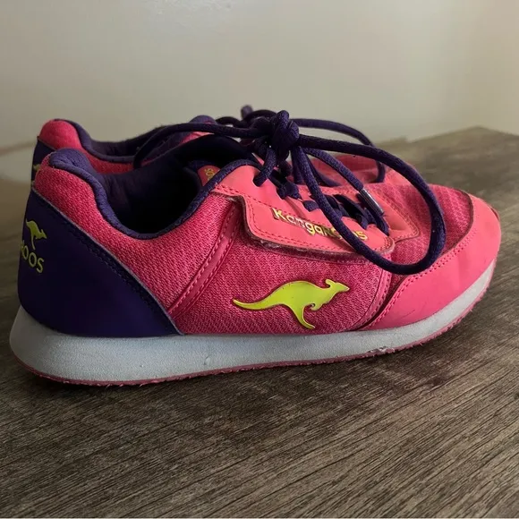 Vintage KangaROOS Pink Sneakers Big Kids Size 5 Hidden zipper pocket