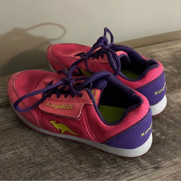 Vintage KangaROOS Pink Sneakers Big Kids Size 5 Hidden zipper pocket