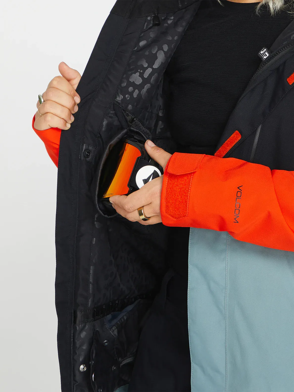 Volcom Womens Aris Insulated Gore Jacket